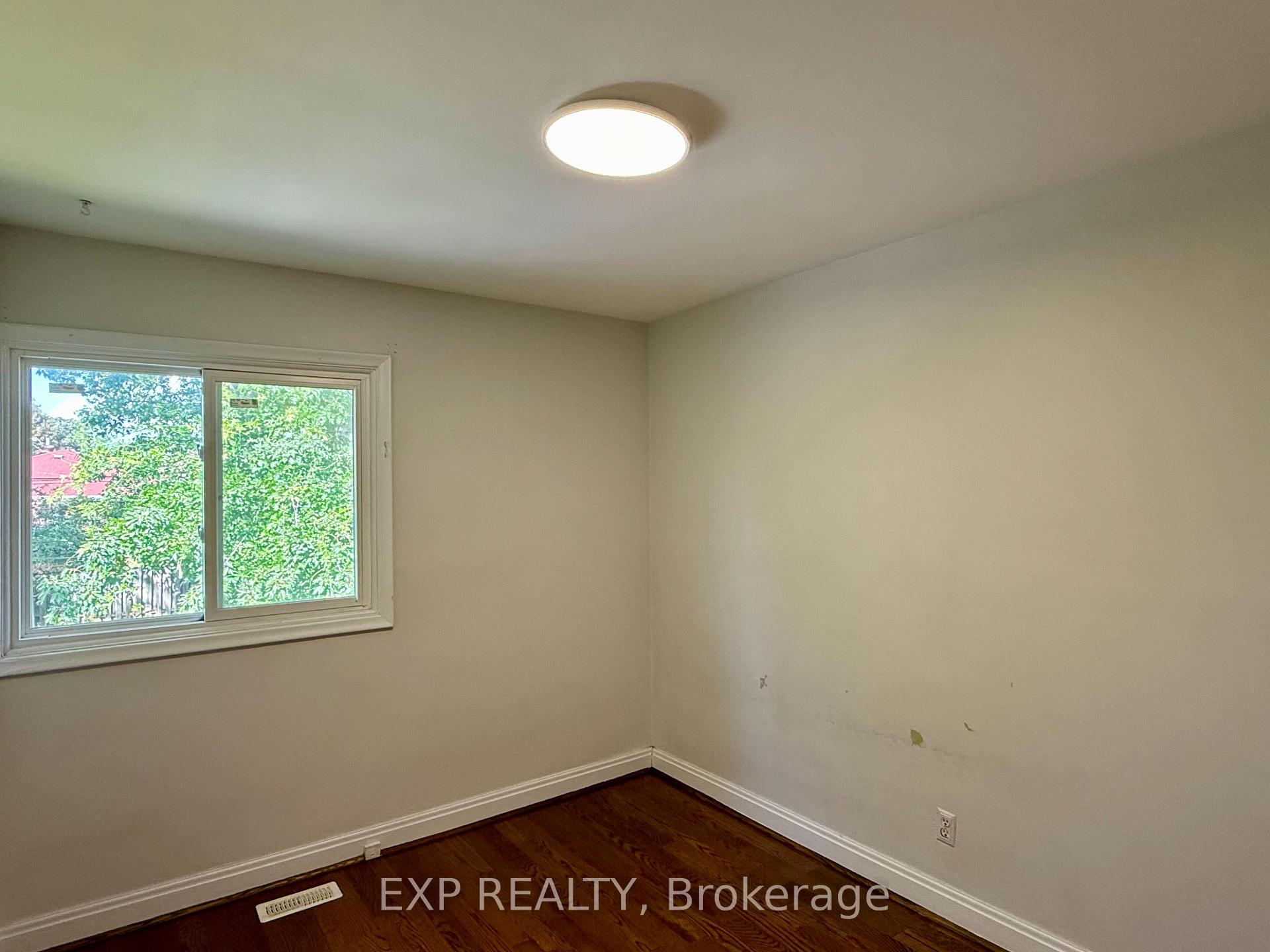Photo 13 of Unit Upper, 6 Mid Pines Road, Scarborough, Woburn — HOMEH