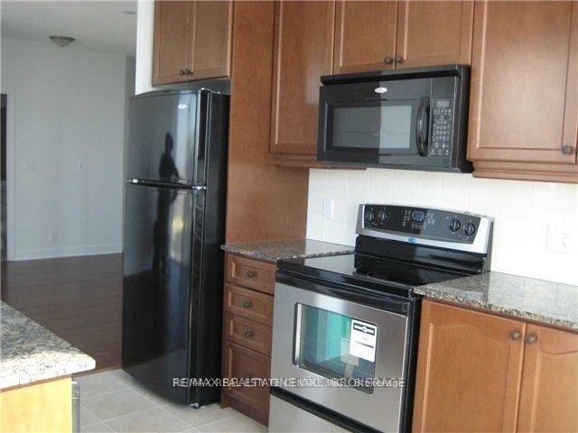 Photo 2 of Unit 1409, 80 Absolute Avenue, Mississauga, City Centre — HOMEH