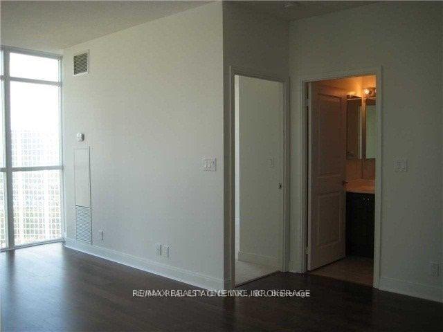 Photo 9 of Unit 1409, 80 Absolute Avenue, Mississauga, City Centre — HOMEH