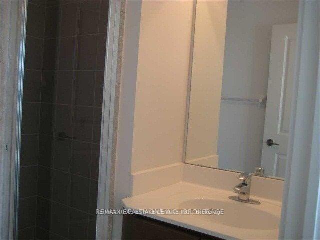 Photo 11 of Unit 1409, 80 Absolute Avenue, Mississauga, City Centre — HOMEH