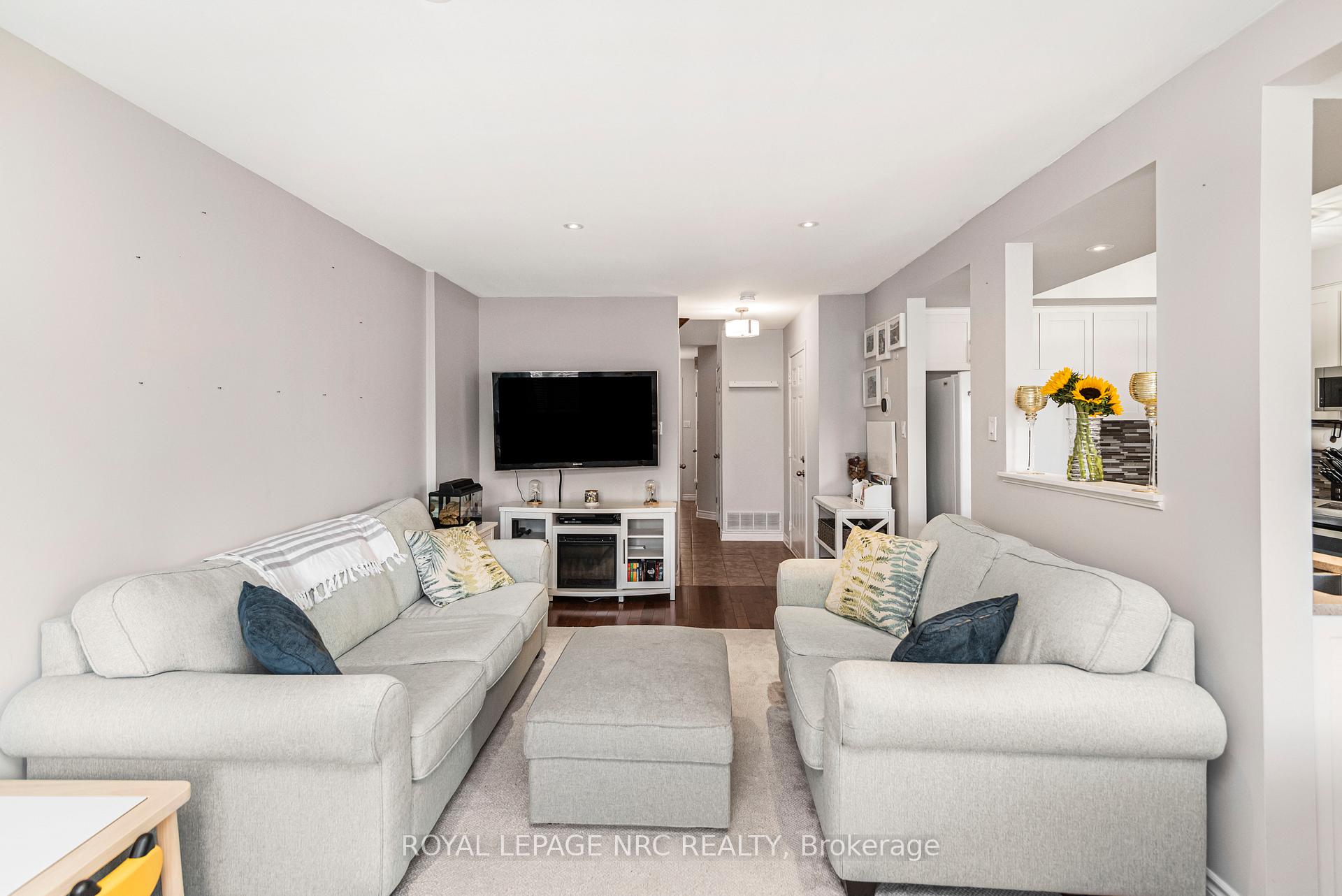 Photo 9 of Unit 12, 311 8 Highway, Hamilton, Stoney Creek — HOMEH