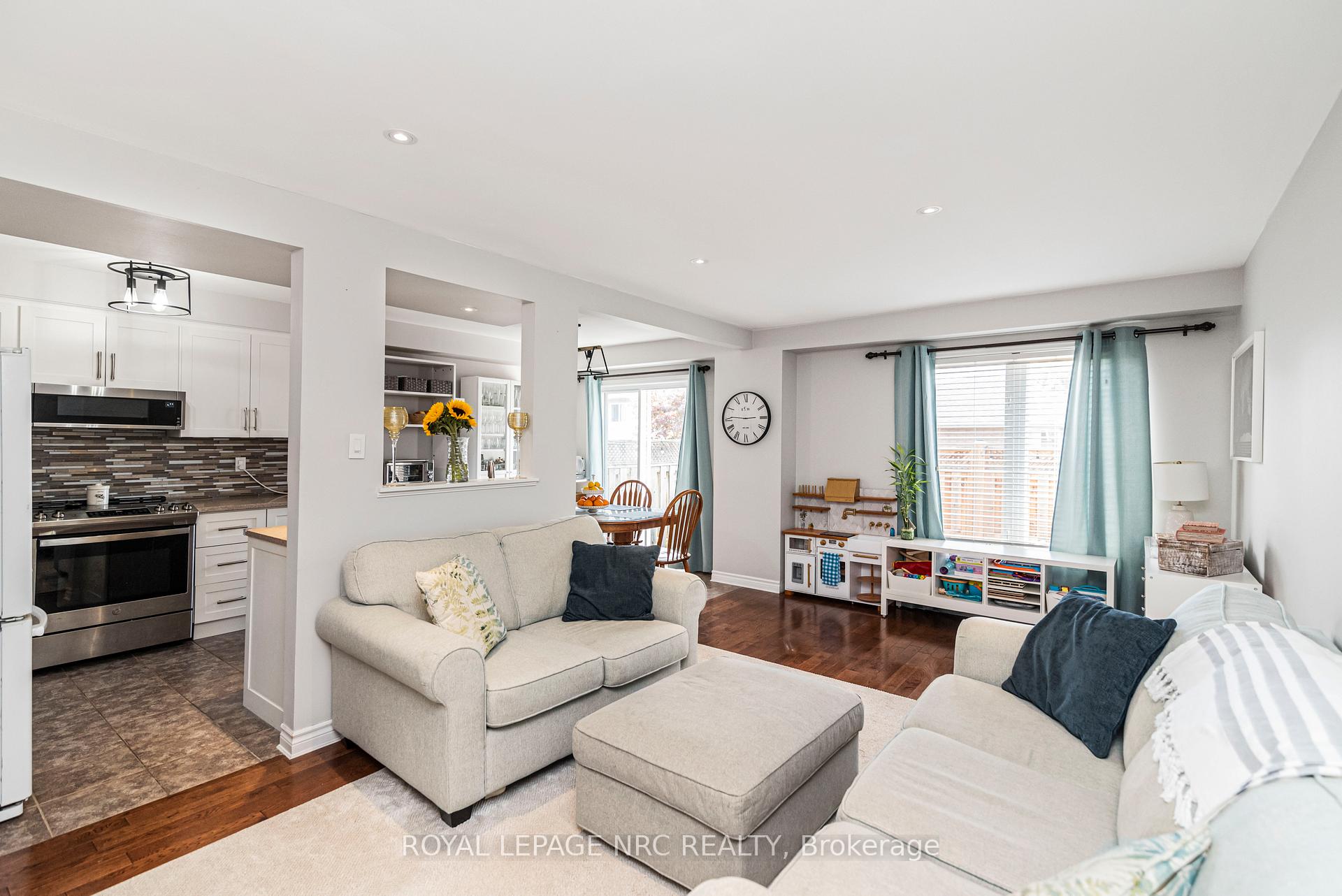 Photo 10 of Unit 12, 311 8 Highway, Hamilton, Stoney Creek — HOMEH