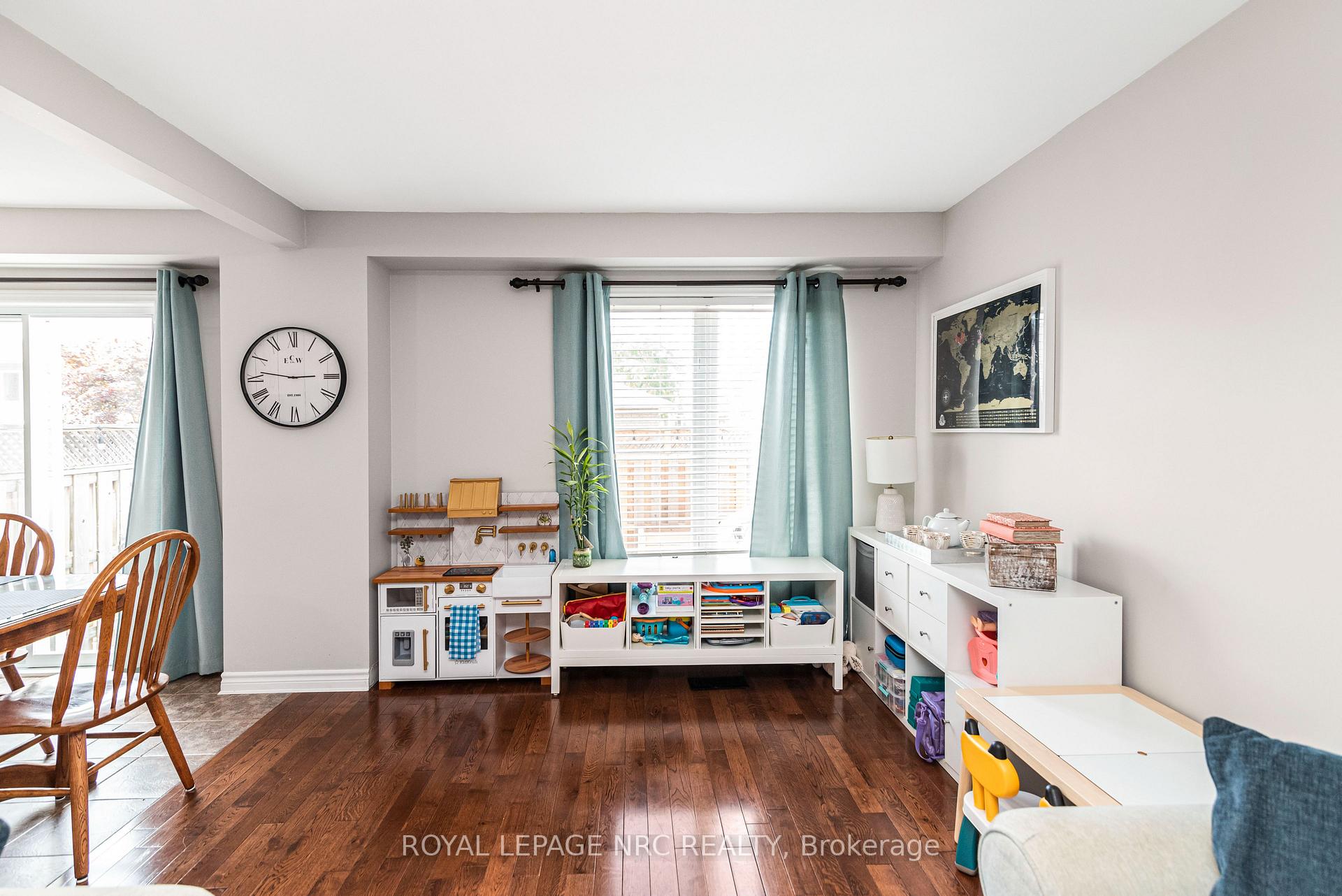 Photo 13 of Unit 12, 311 8 Highway, Hamilton, Stoney Creek — HOMEH