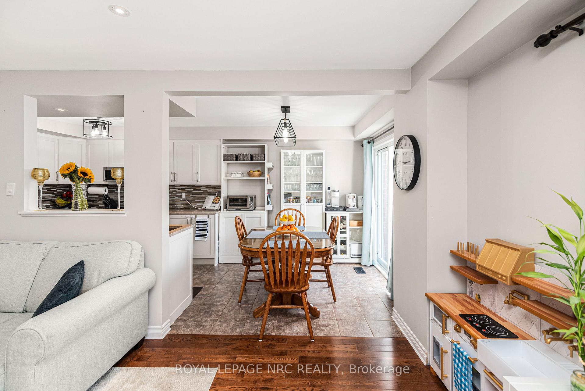Photo 14 of Unit 12, 311 8 Highway, Hamilton, Stoney Creek — HOMEH