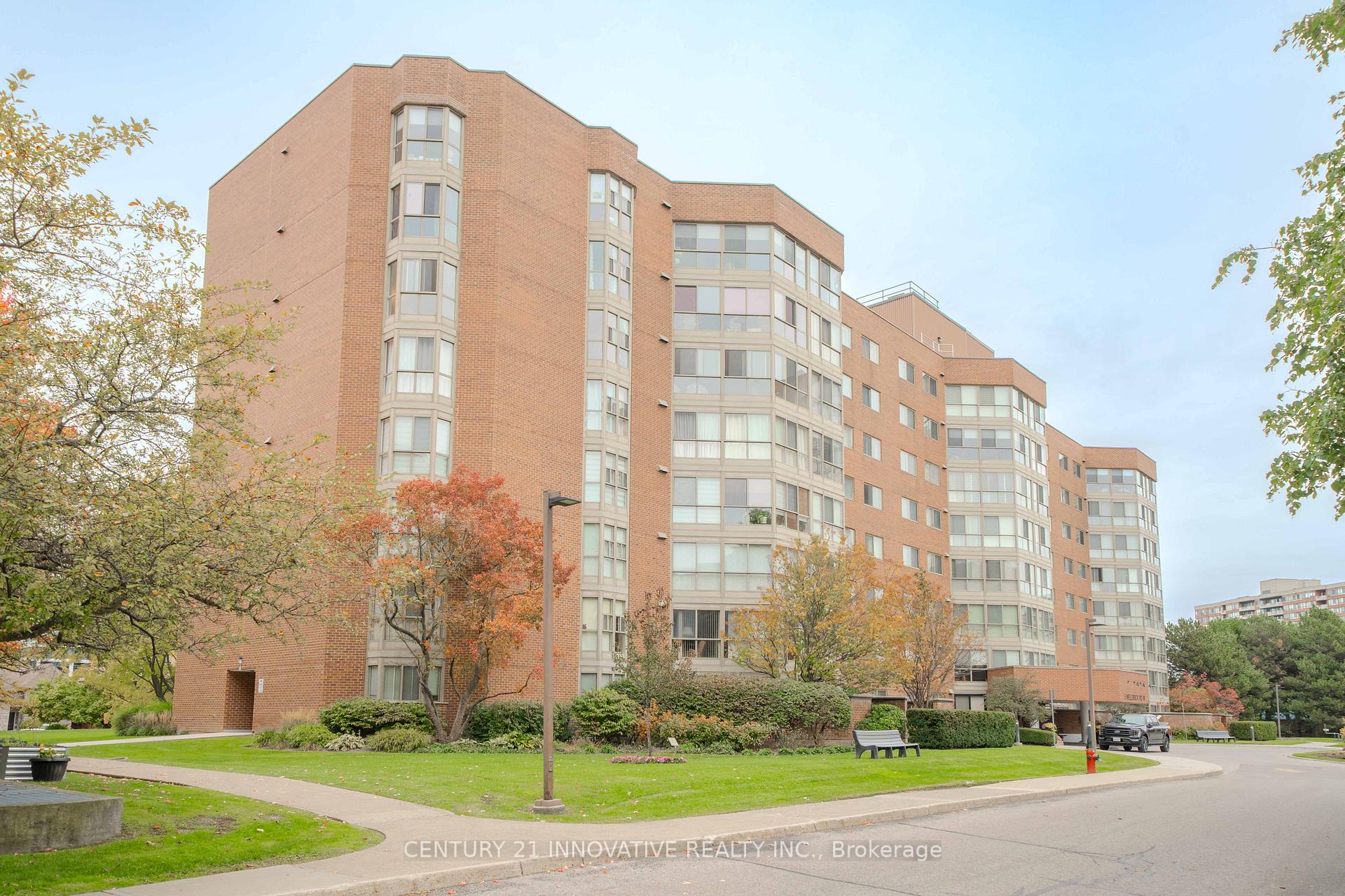 Photo of Unit 511, 5 Weldrick Road W