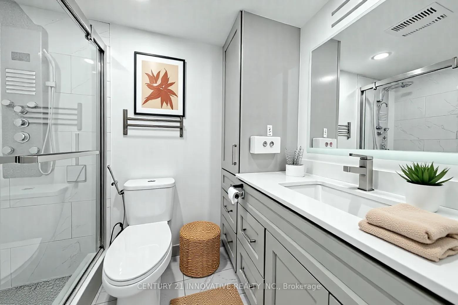 Photo 9 of Unit 511, 5 Weldrick Road W, Richmond Hill, North Richvale — HOMEH