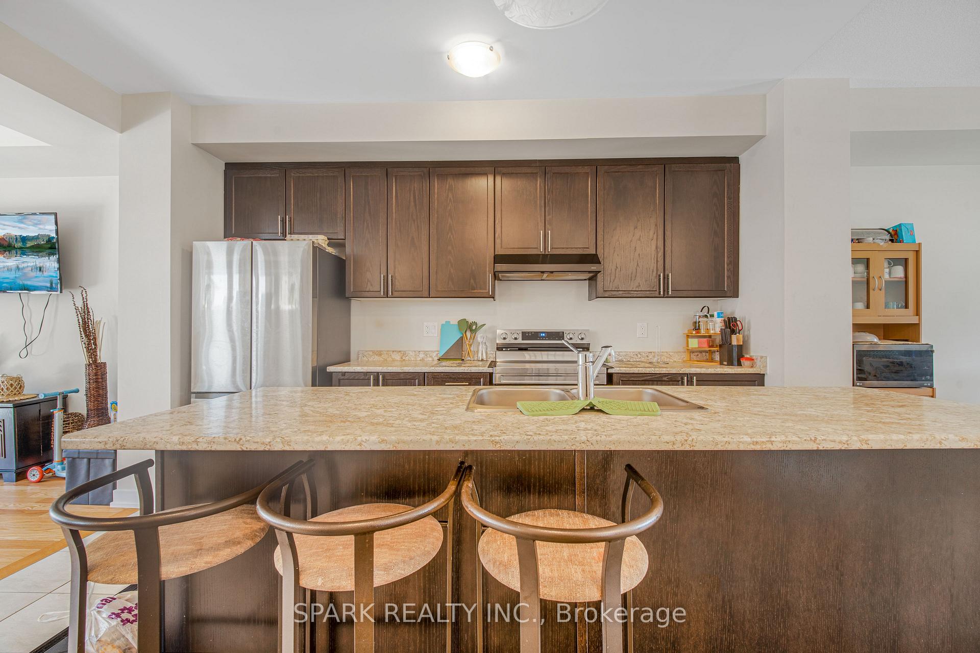 Photo 10 of 226 Melody Lane, Thorold, Hurricane/Merrittville — HOMEH