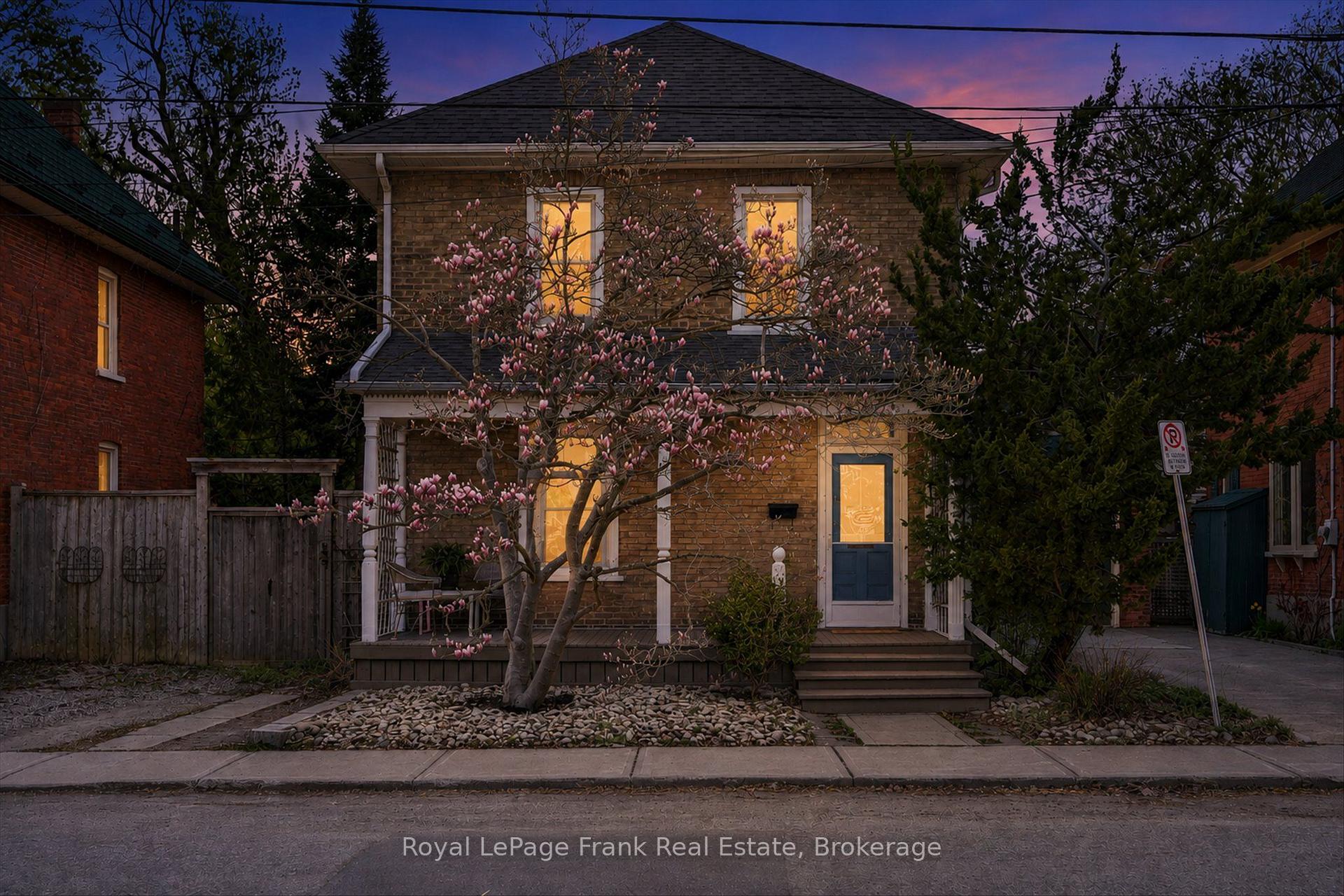 Photo 10 of 273 William Street, Peterborough, Town Ward 3 — HOMEH