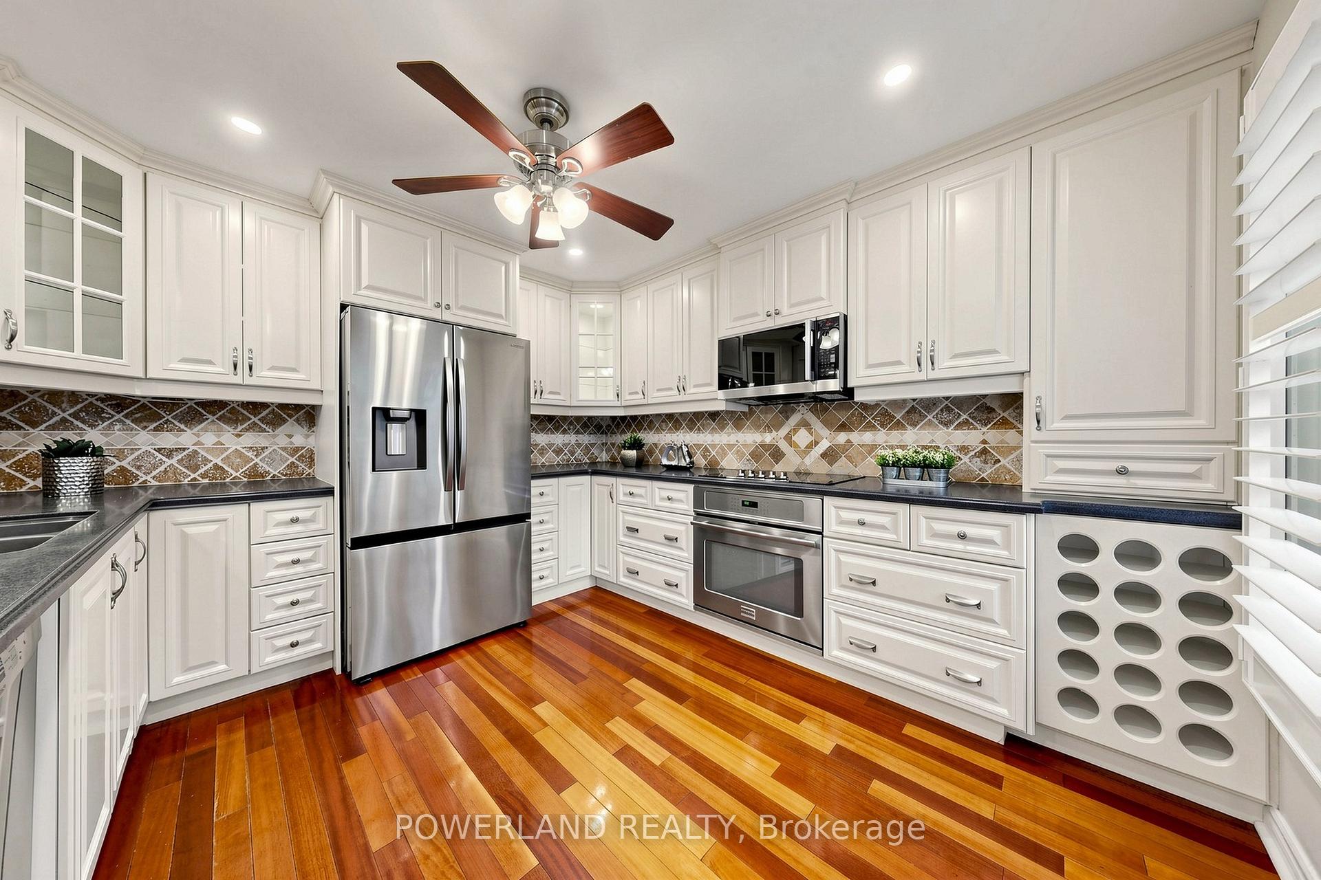Photo 8 of 2080 Pelee Boulevard, Oakville, River Oaks — HOMEH