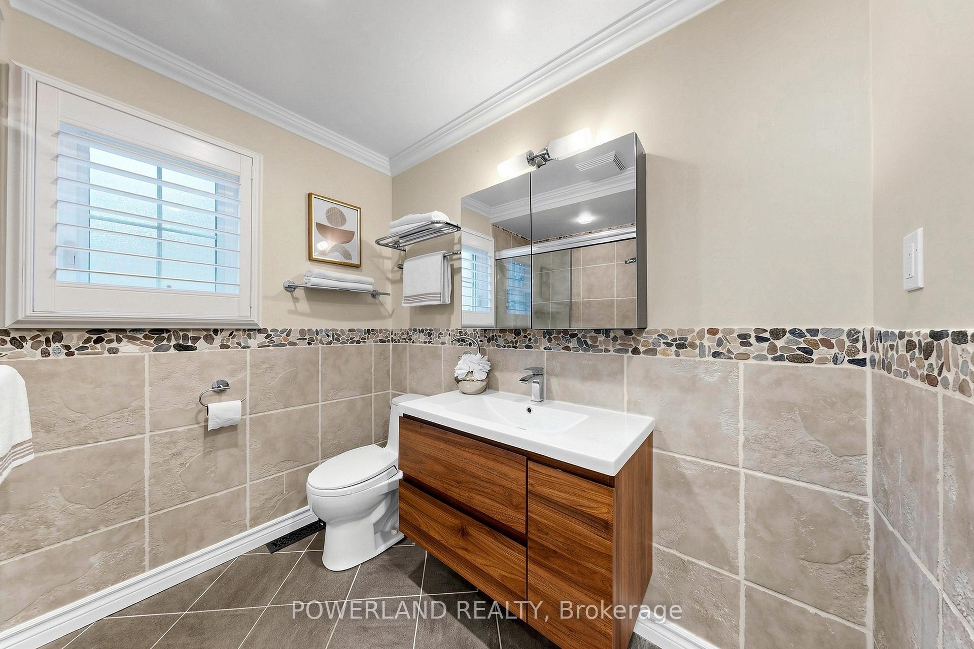 Photo 23 of 2080 Pelee Boulevard, Oakville, River Oaks — HOMEH