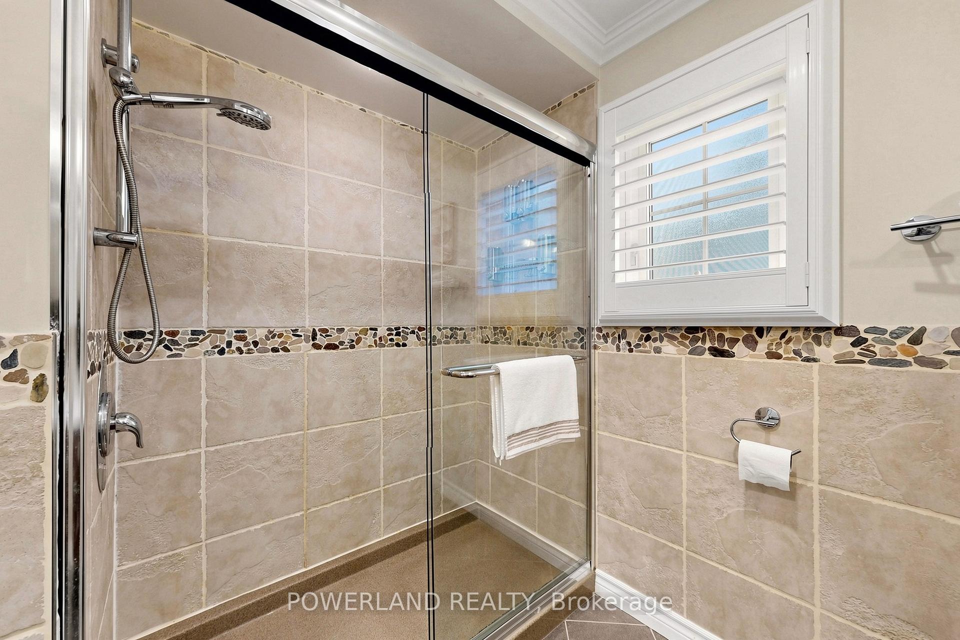 Photo 24 of 2080 Pelee Boulevard, Oakville, River Oaks — HOMEH