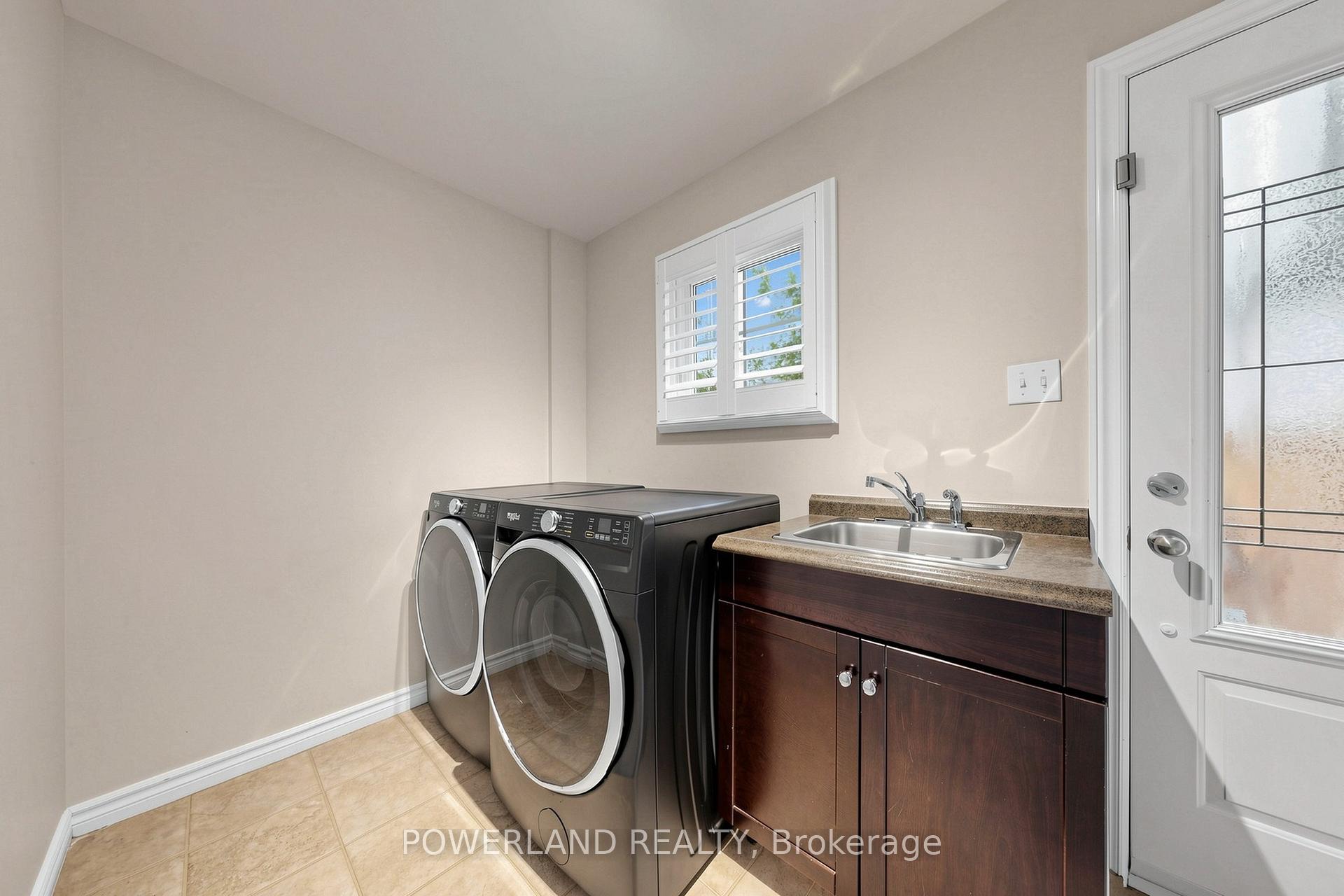 Photo 36 of 2080 Pelee Boulevard, Oakville, River Oaks — HOMEH