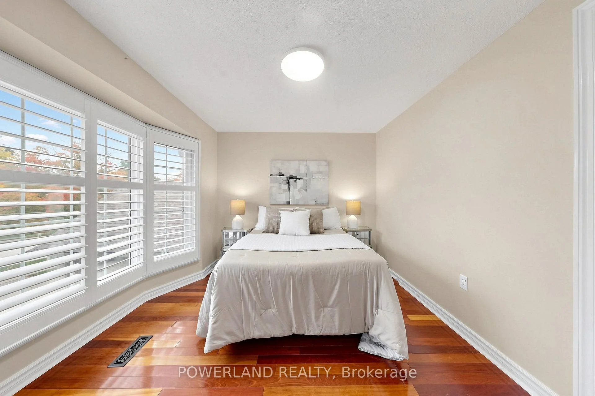 Photo 22 of 2080 Pelee Boulevard, Oakville, River Oaks — HOMEH