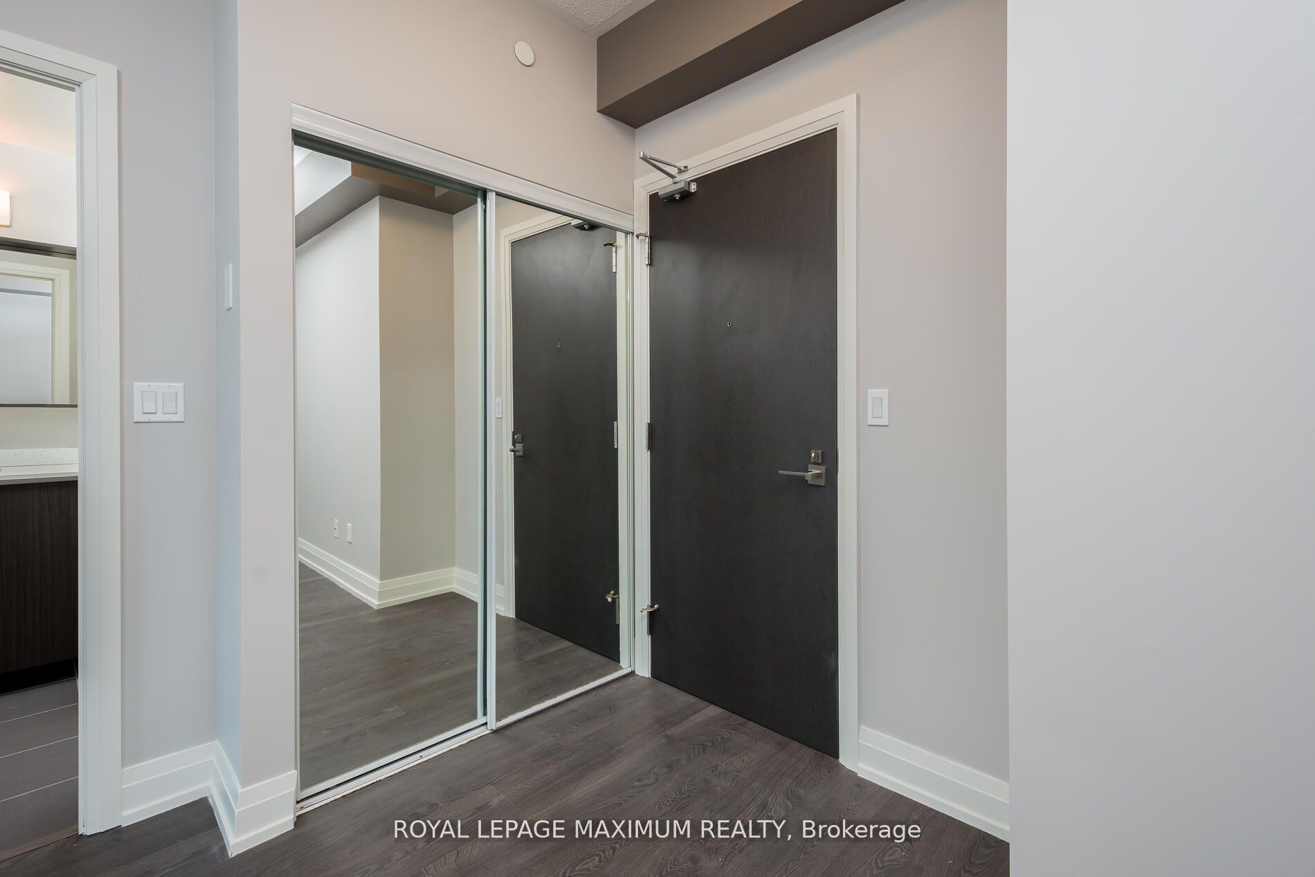 Photo 6 of Unit 1210, 3600 Highway 7 Road, Vaughan, Vaughan Corporate Centre — HOMEH