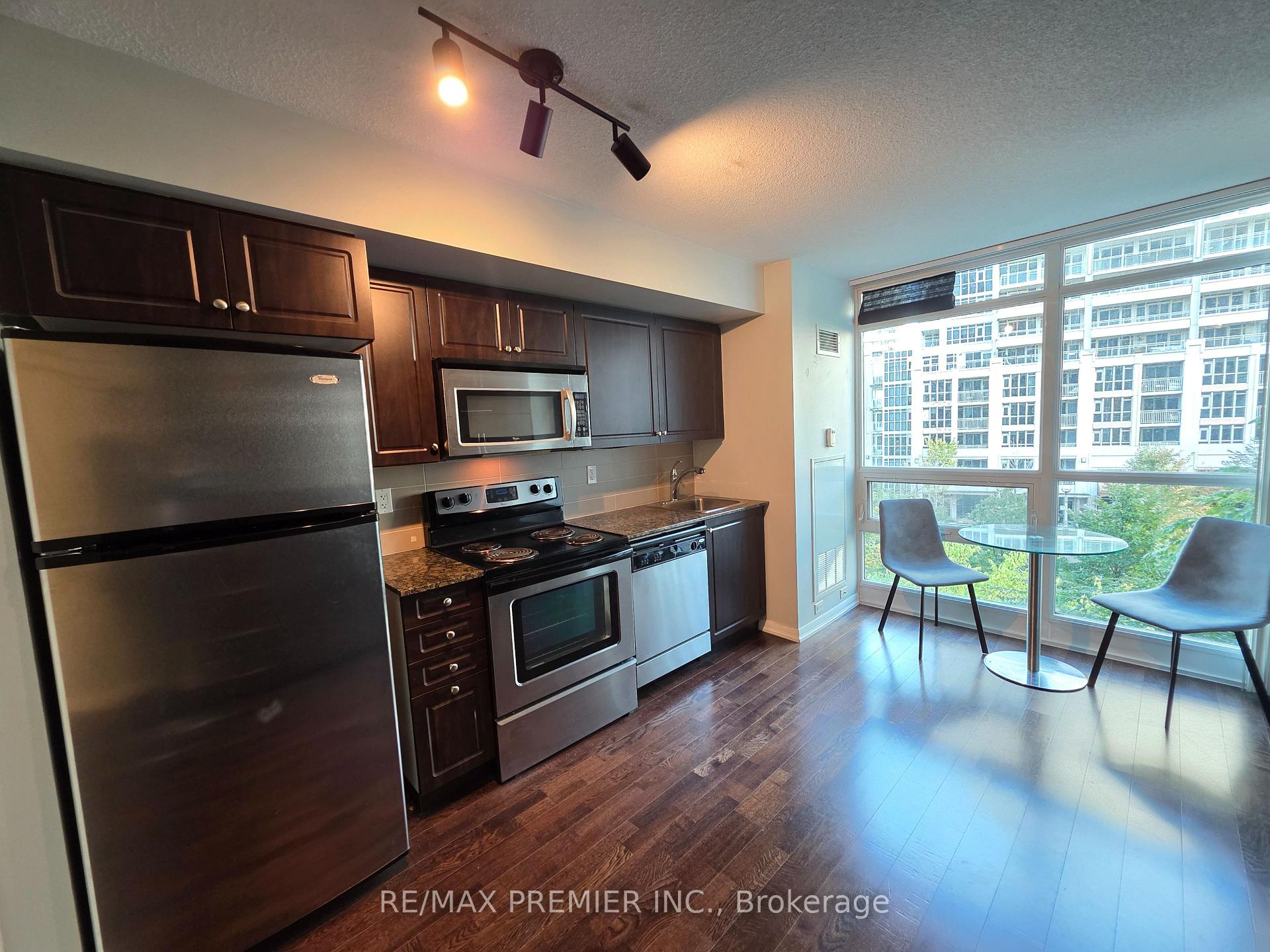 Photo 4 of Unit 475, 209 Fort York Boulevard, Toronto, Niagara — HOMEH