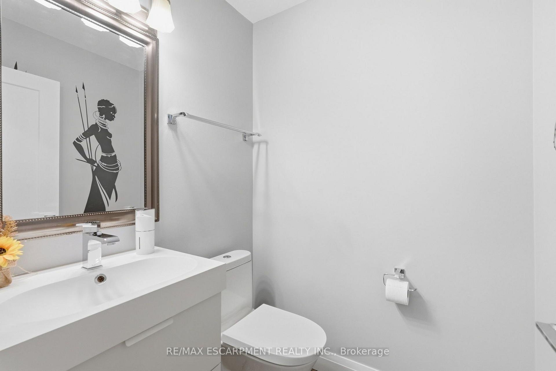 Photo 15 of 231 Parkside Drive, Hamilton, Waterdown — HOMEH