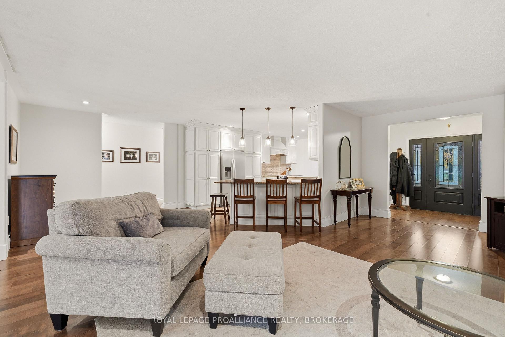 Photo 10 of 5403 Holmes Road, Frontenac, Frontenac South — HOMEH