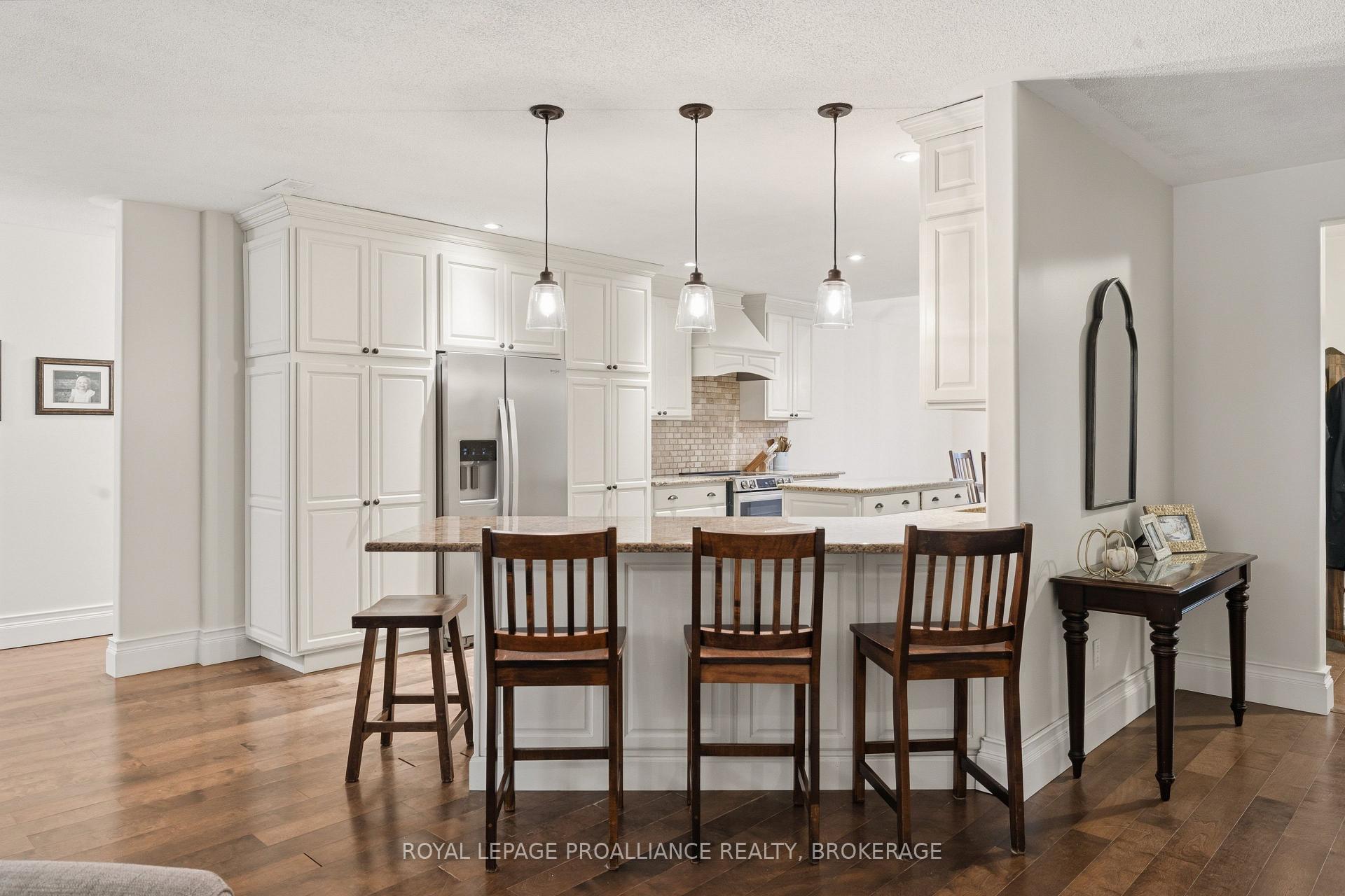 Photo 11 of 5403 Holmes Road, Frontenac, Frontenac South — HOMEH