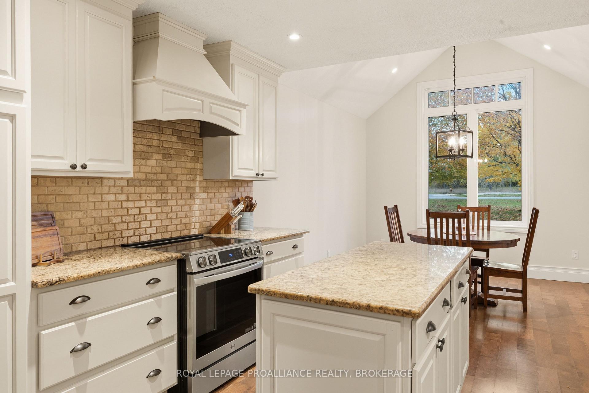 Photo 14 of 5403 Holmes Road, Frontenac, Frontenac South — HOMEH
