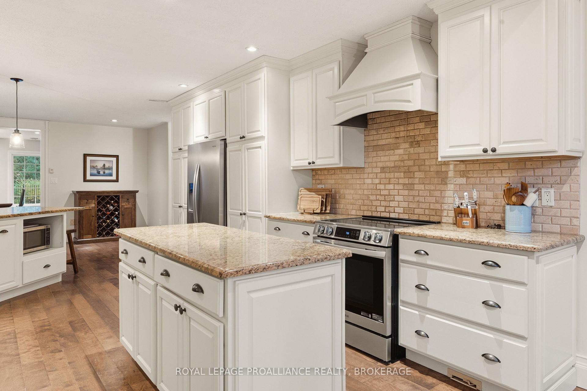 Photo 16 of 5403 Holmes Road, Frontenac, Frontenac South — HOMEH