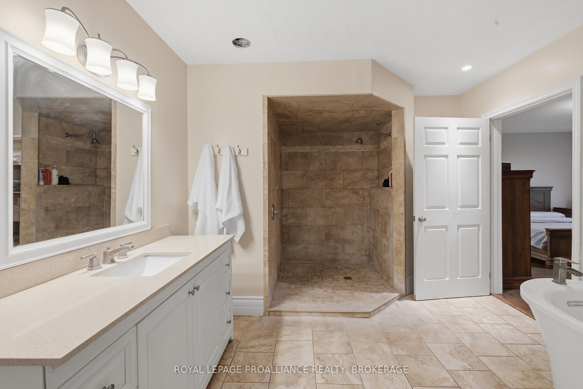 Photo 25 of 5403 Holmes Road, Frontenac, Frontenac South — HOMEH