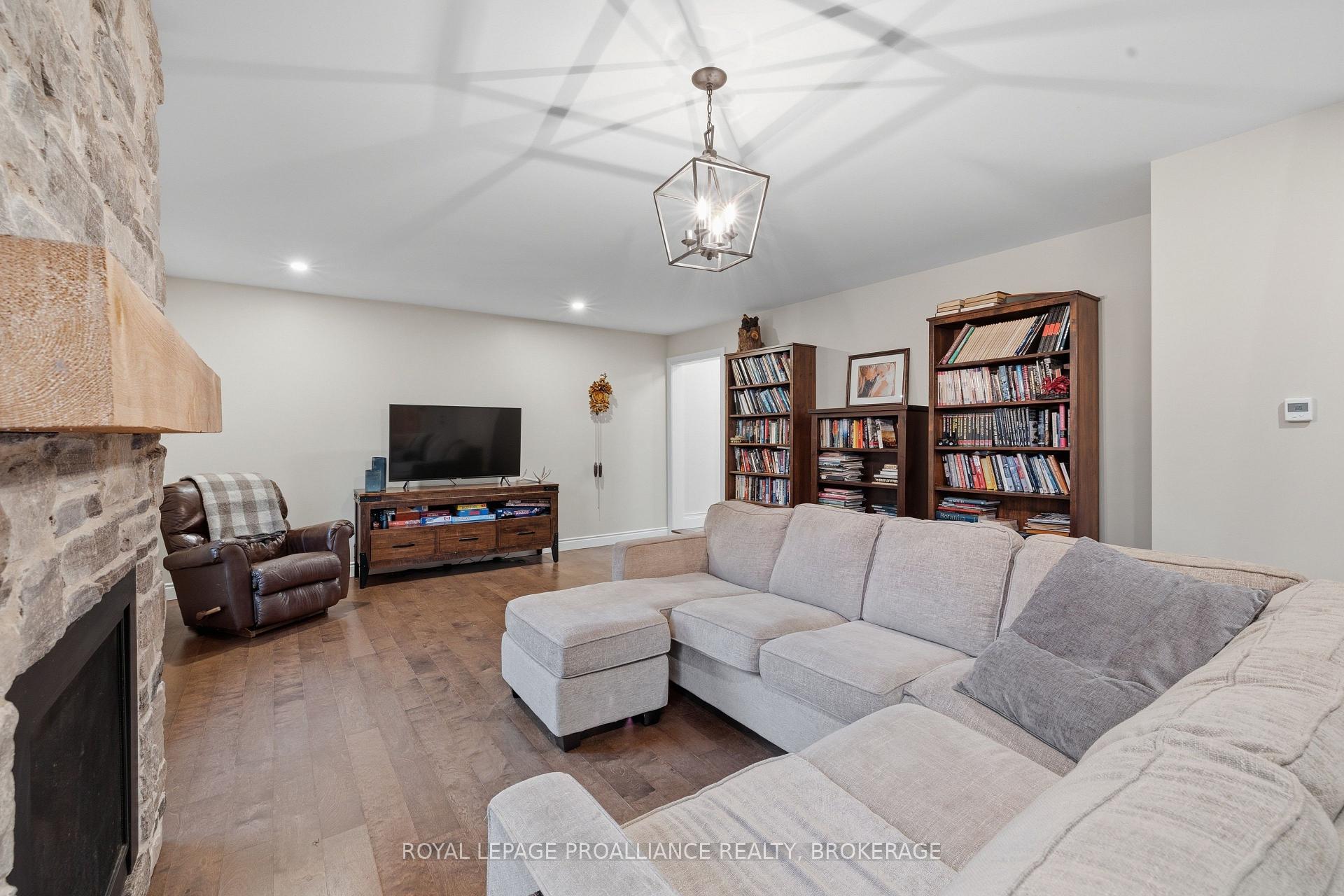 Photo 31 of 5403 Holmes Road, Frontenac, Frontenac South — HOMEH