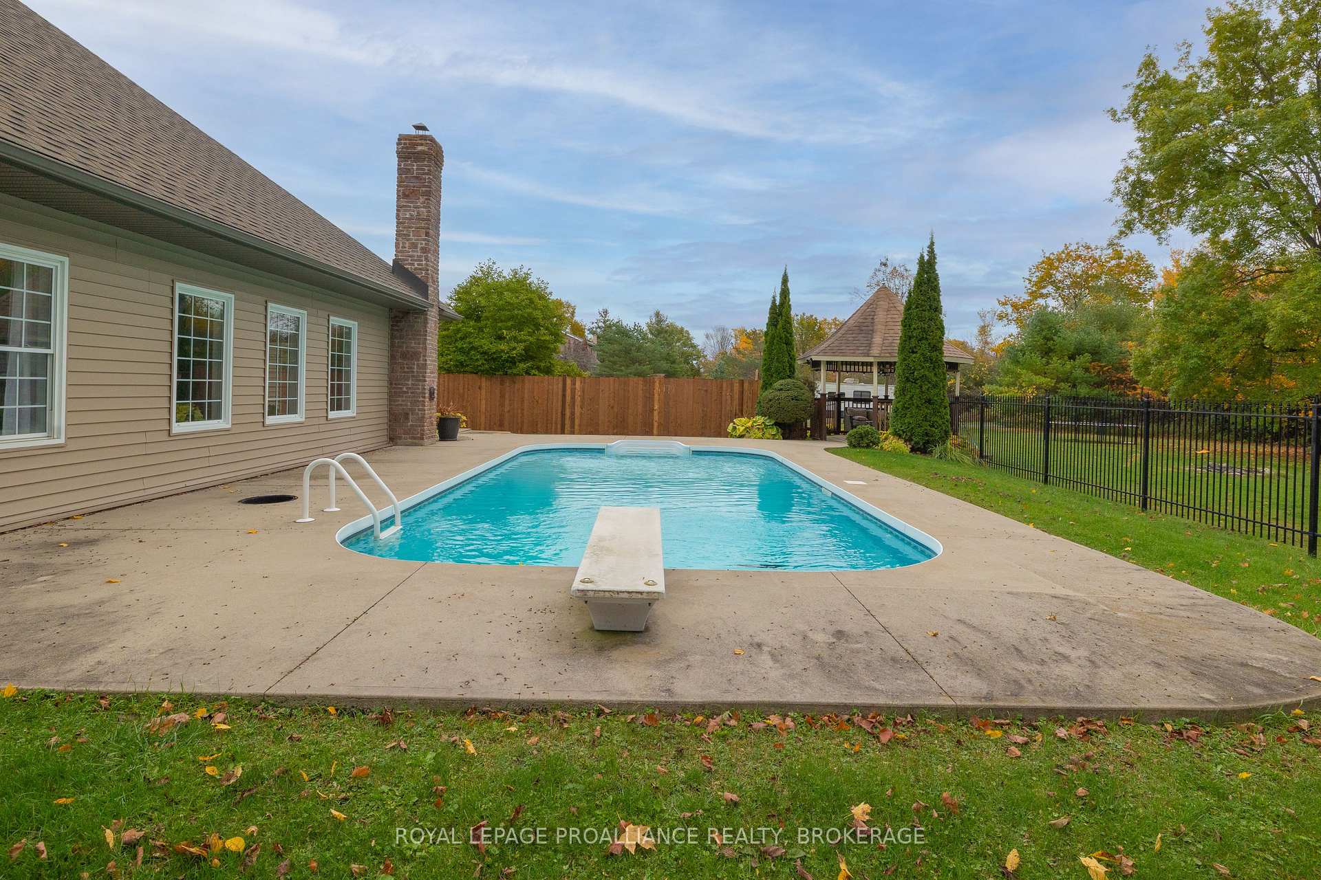 Photo 33 of 5403 Holmes Road, Frontenac, Frontenac South — HOMEH
