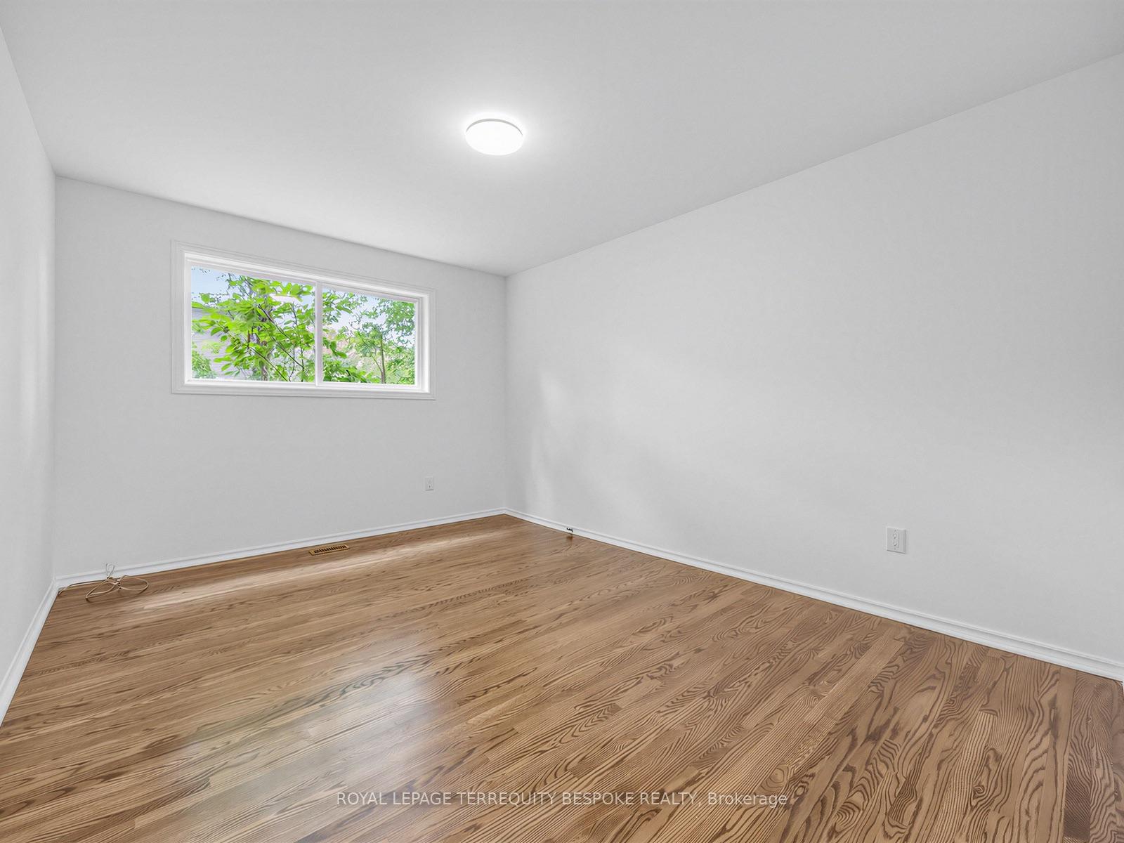 Photo 26 of 9 Midcroft Drive, Scarborough, Agincourt South-Malvern West — HOMEH