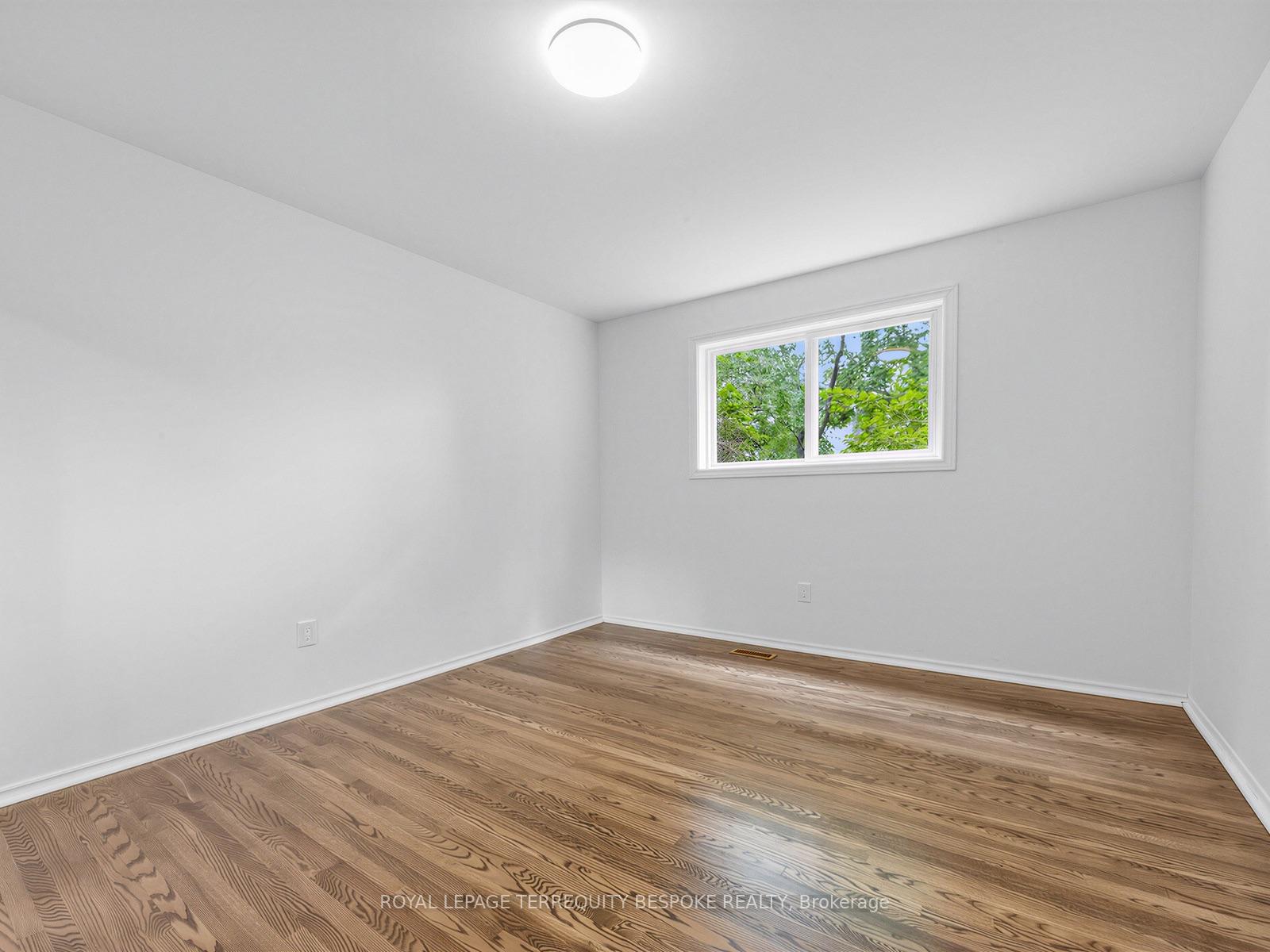 Photo 28 of 9 Midcroft Drive, Scarborough, Agincourt South-Malvern West — HOMEH