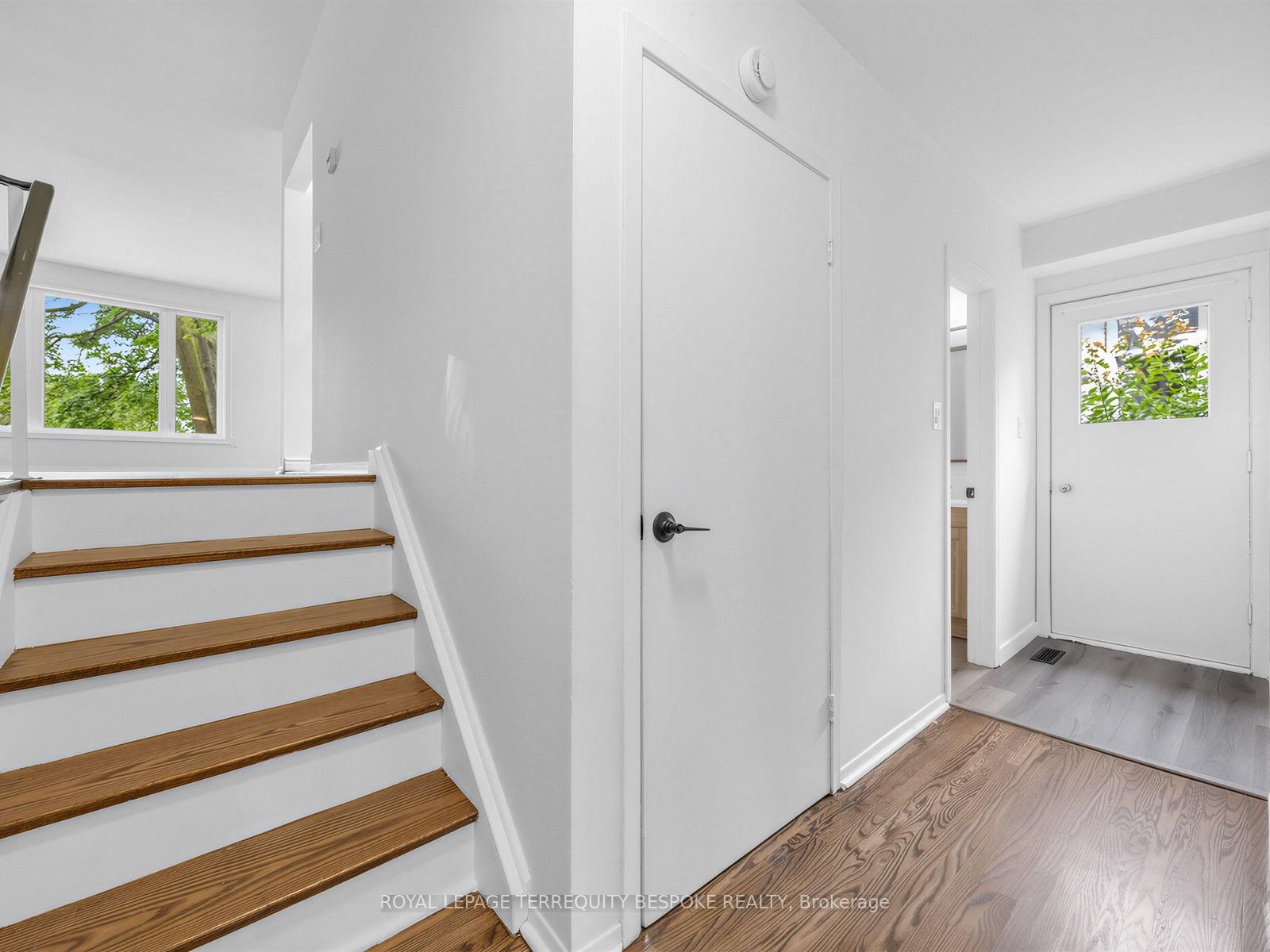 Photo 32 of 9 Midcroft Drive, Scarborough, Agincourt South-Malvern West — HOMEH