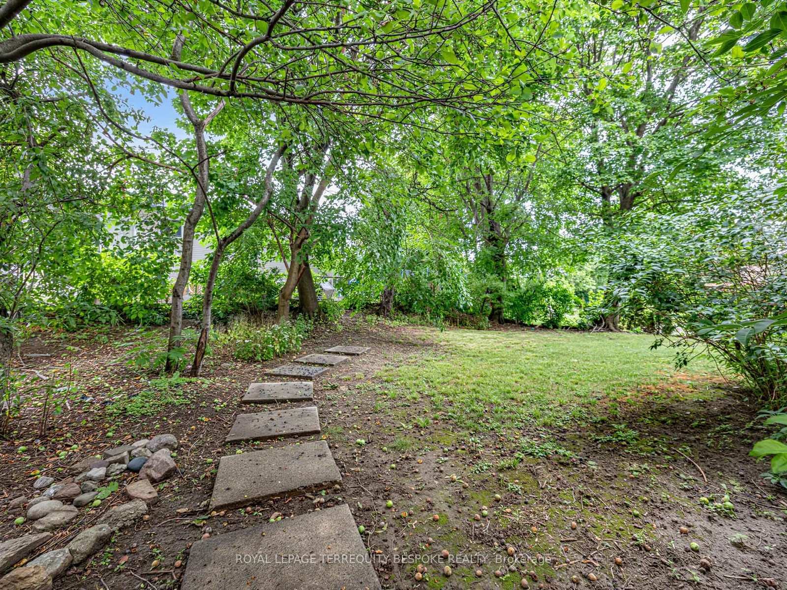Photo 41 of 9 Midcroft Drive, Scarborough, Agincourt South-Malvern West — HOMEH