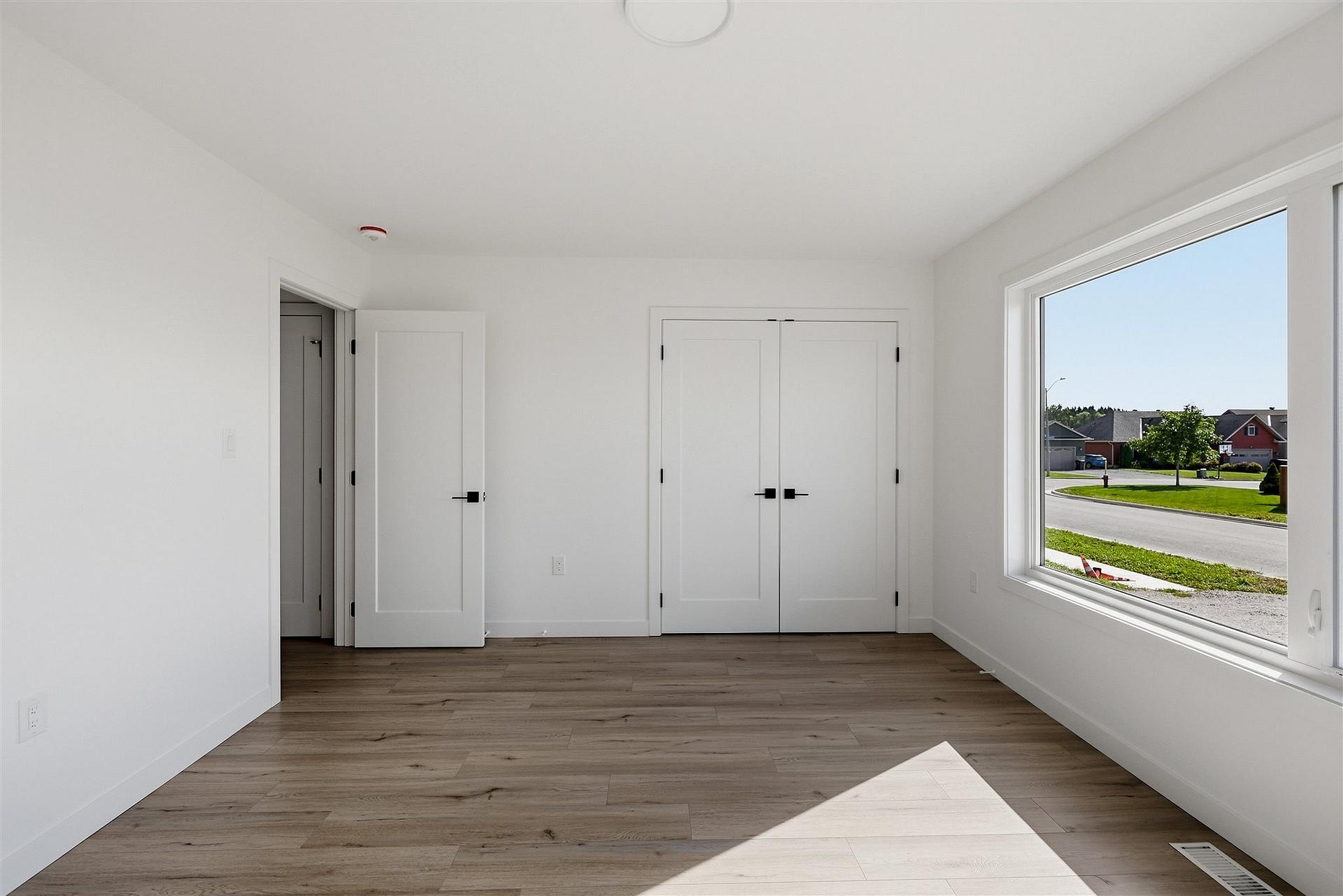 Photo 13 of 215 Greenfield Drive, Sault Ste Marie, Ward 3 — HOMEH