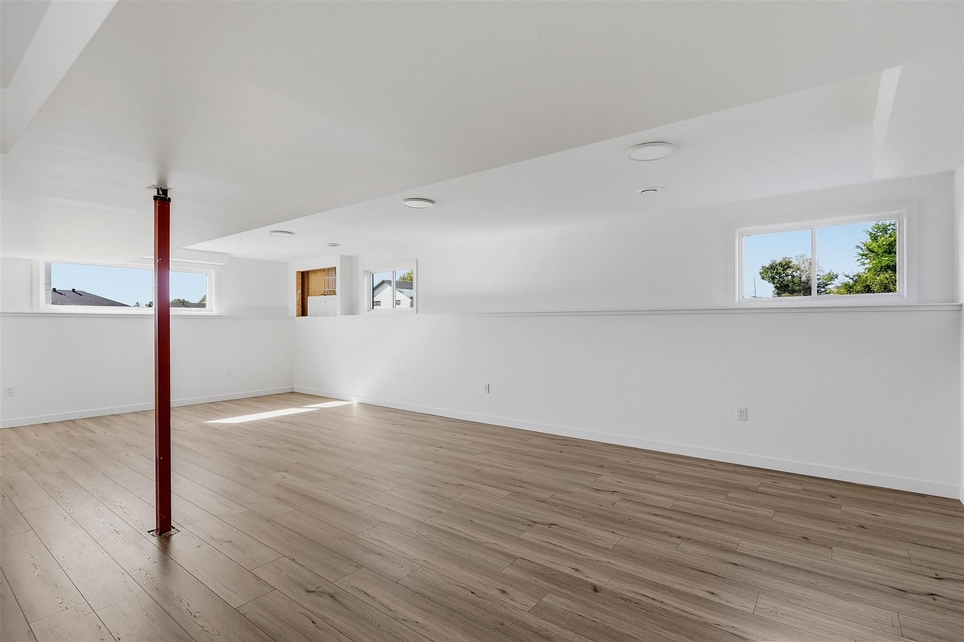 Photo 25 of 215 Greenfield Drive, Sault Ste Marie, Ward 3 — HOMEH