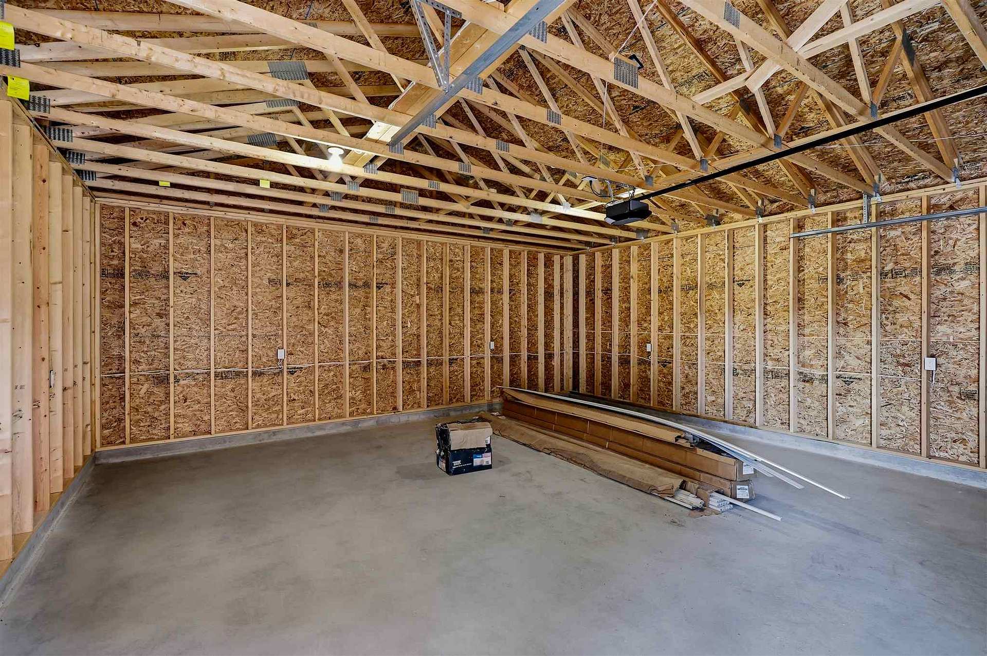 Photo 34 of 215 Greenfield Drive, Sault Ste Marie, Ward 3 — HOMEH