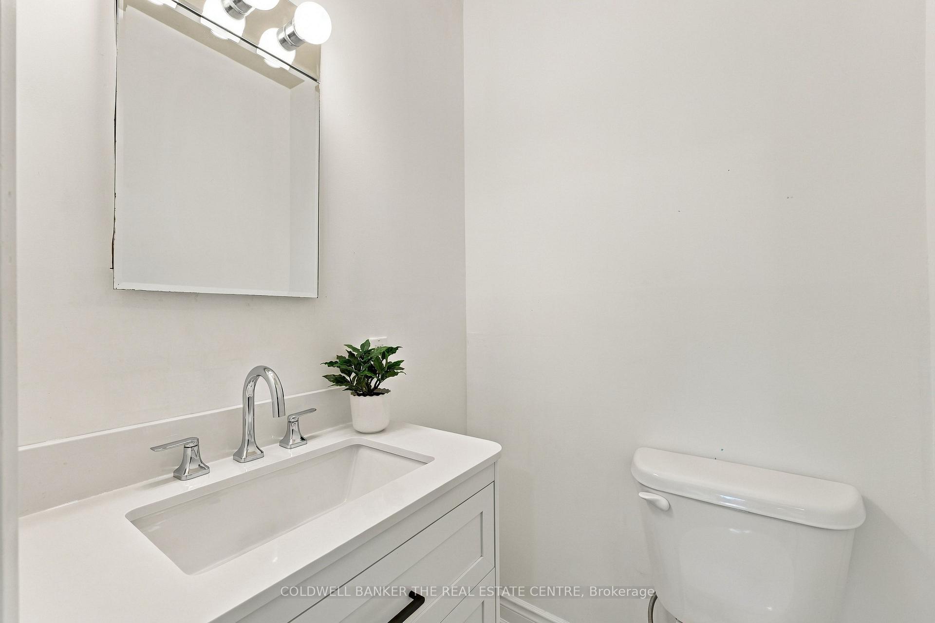 Photo 12 of 21 Glass Drive, Aurora, Aurora Highlands — HOMEH