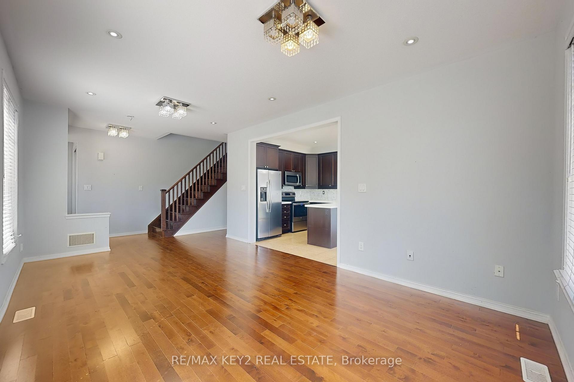 Photo 9 of Unit Main, 1751 Hayden Lane, Pickering, Duffin Heights — HOMEH