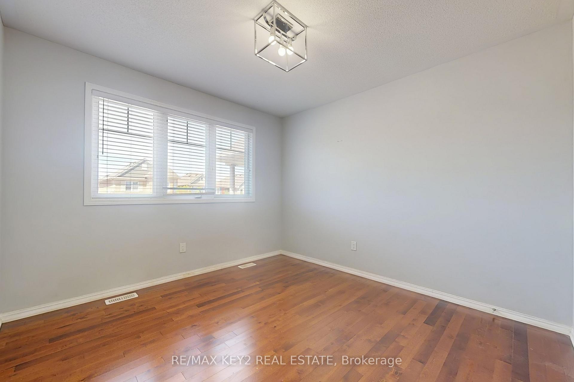Photo 28 of Unit Main, 1751 Hayden Lane, Pickering, Duffin Heights — HOMEH