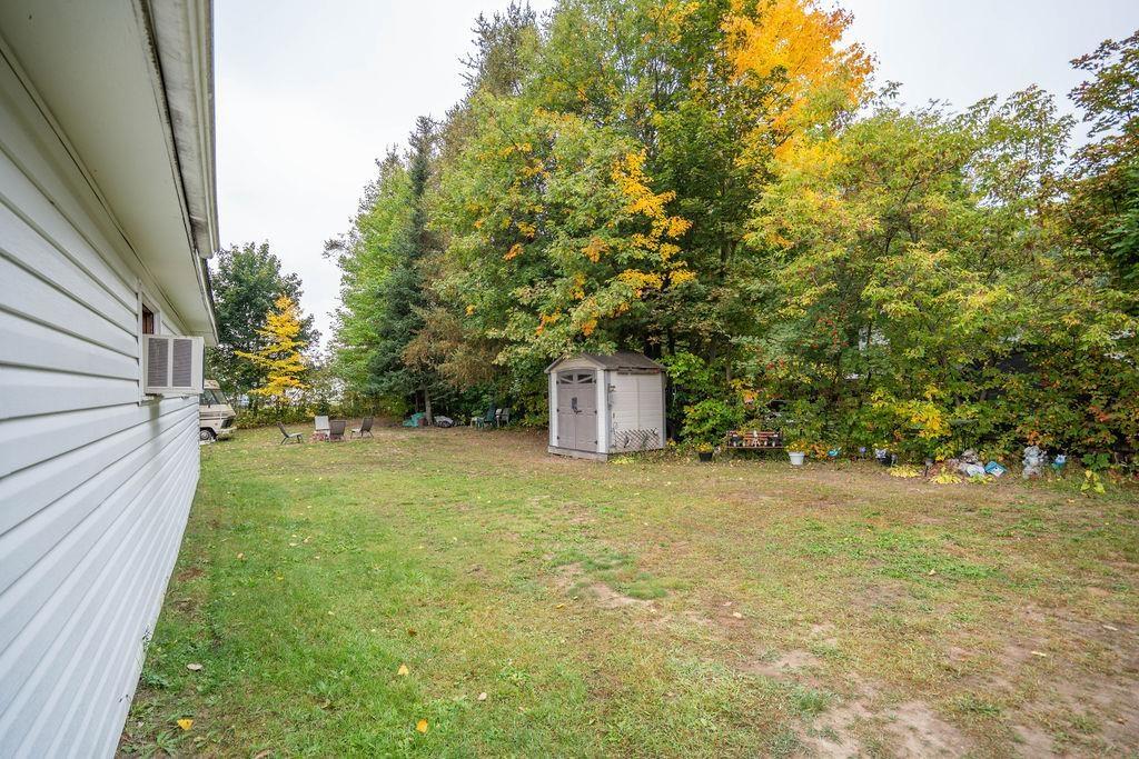 Photo 6 of 41 Centre Street, Sault Ste Marie, Ward 1 — HOMEH
