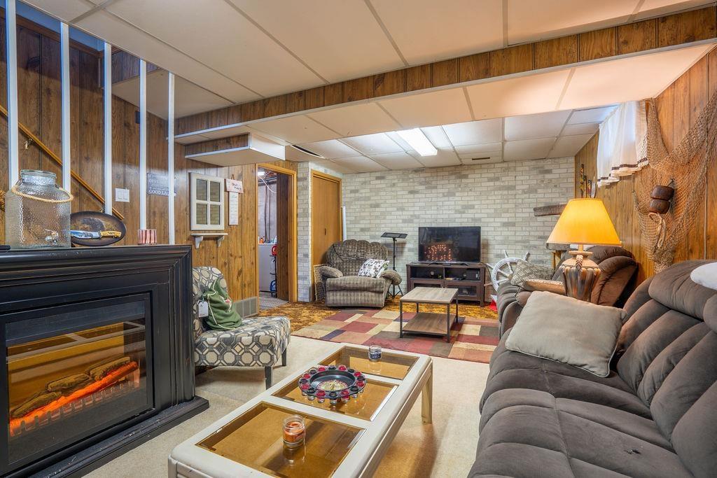 Photo 25 of 41 Centre Street, Sault Ste Marie, Ward 1 — HOMEH