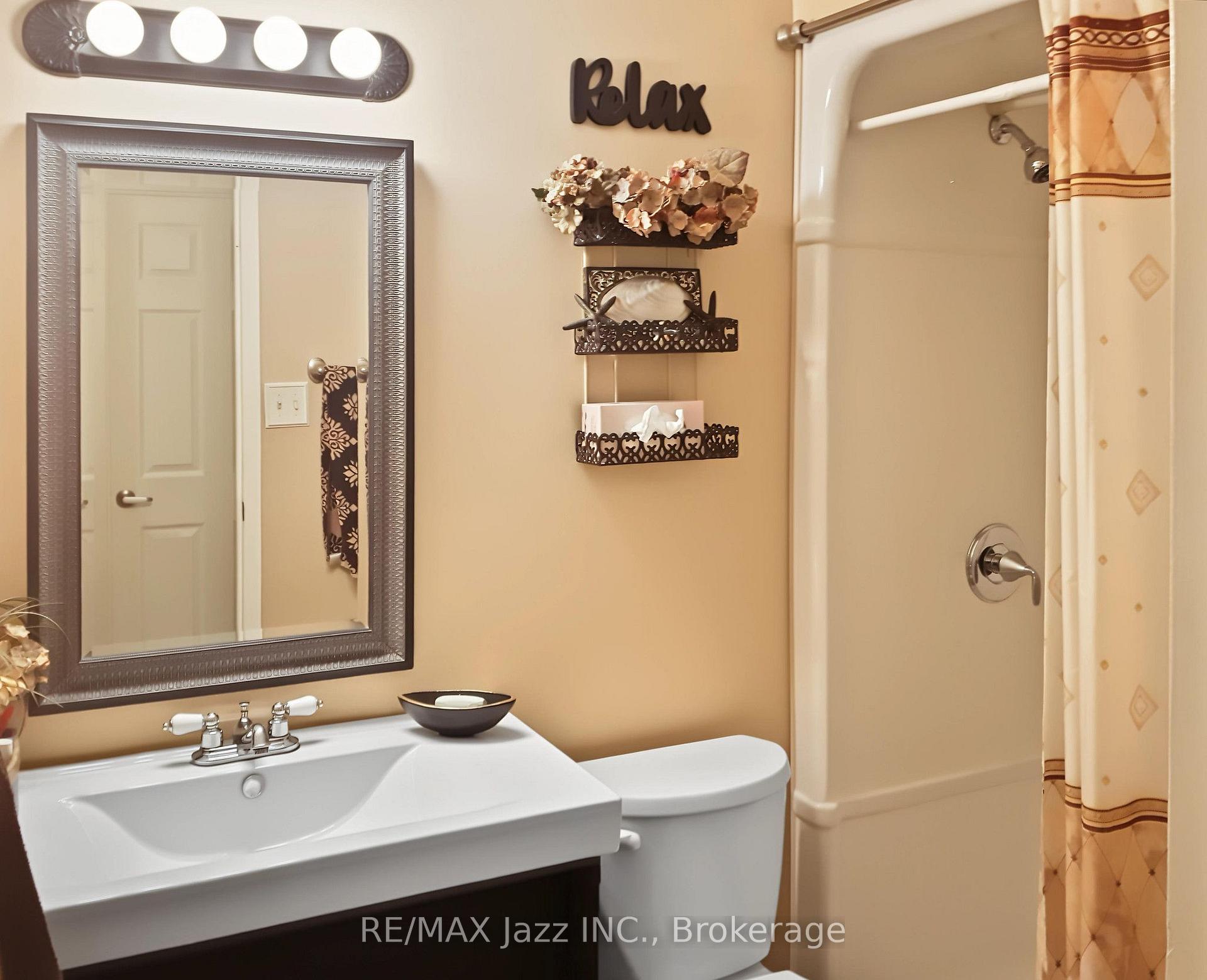 Photo 14 of Unit 304, 131 Taunton Road E, Oshawa, Centennial — HOMEH