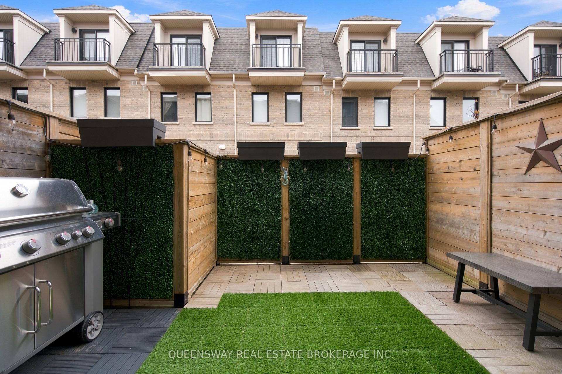 Photo 8 of 37 Twenty Ninth Street, Etobicoke, Long Branch — HOMEH