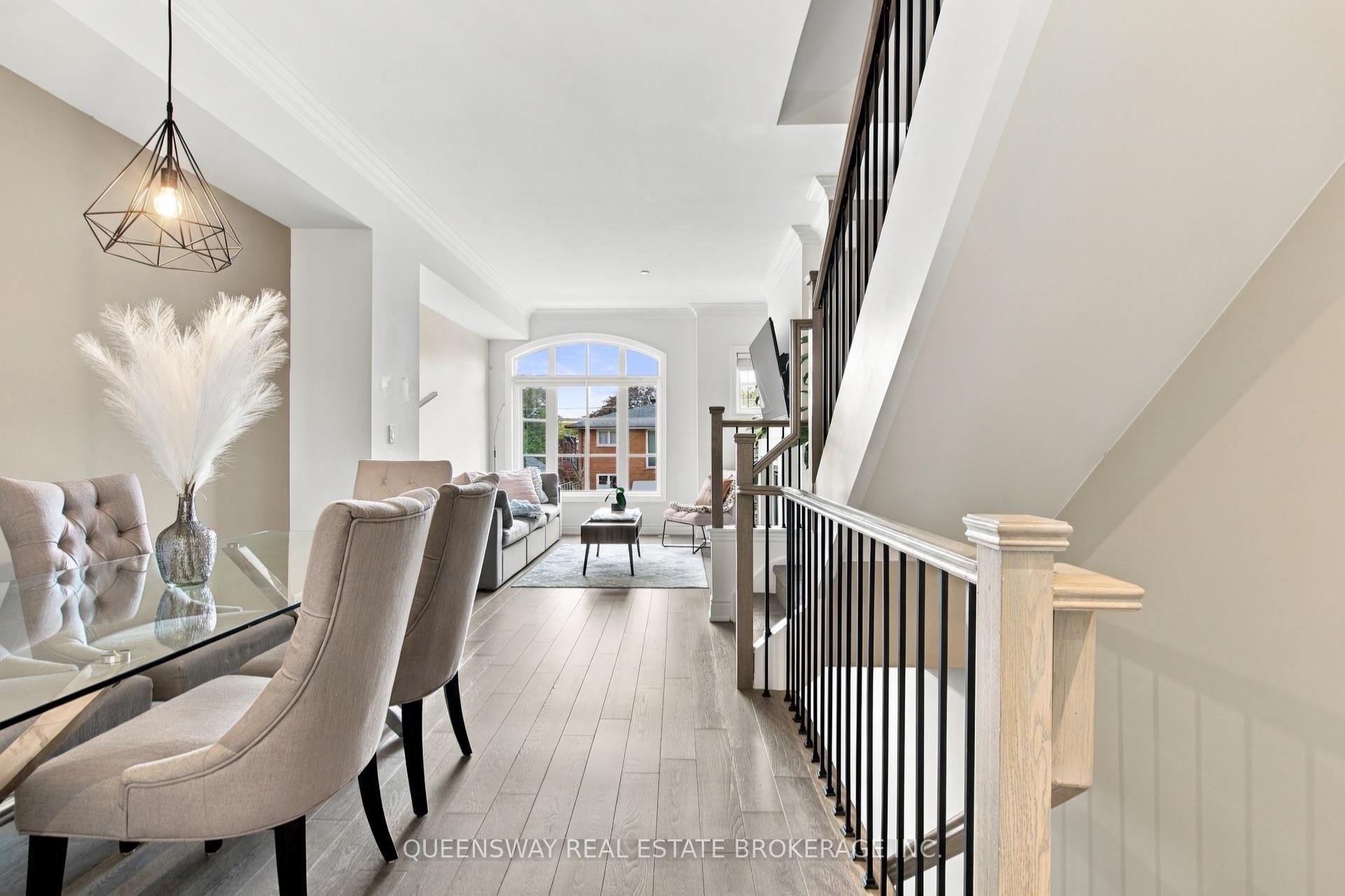 Photo 9 of 37 Twenty Ninth Street, Etobicoke, Long Branch — HOMEH