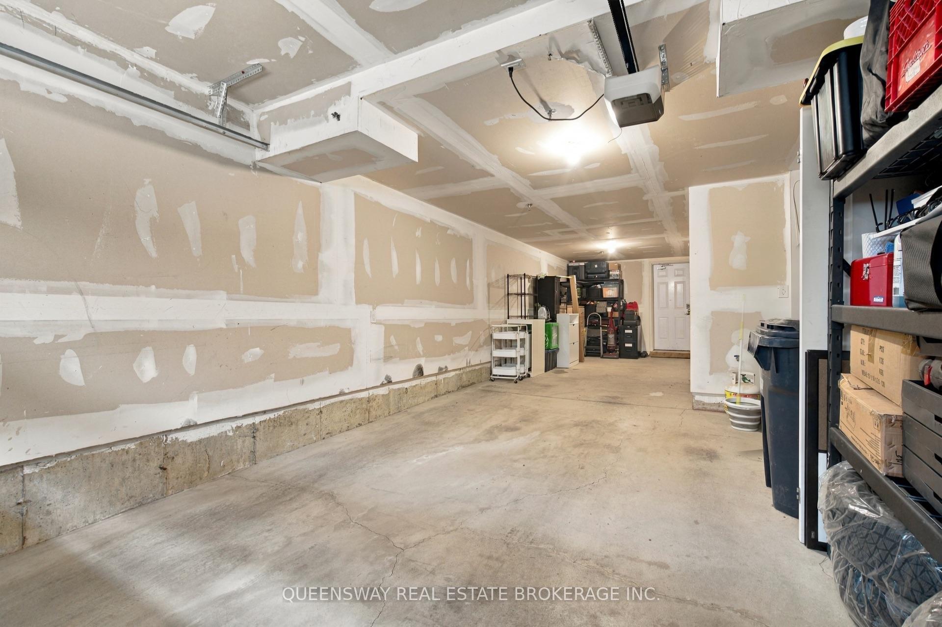 Photo 35 of 37 Twenty Ninth Street, Etobicoke, Long Branch — HOMEH