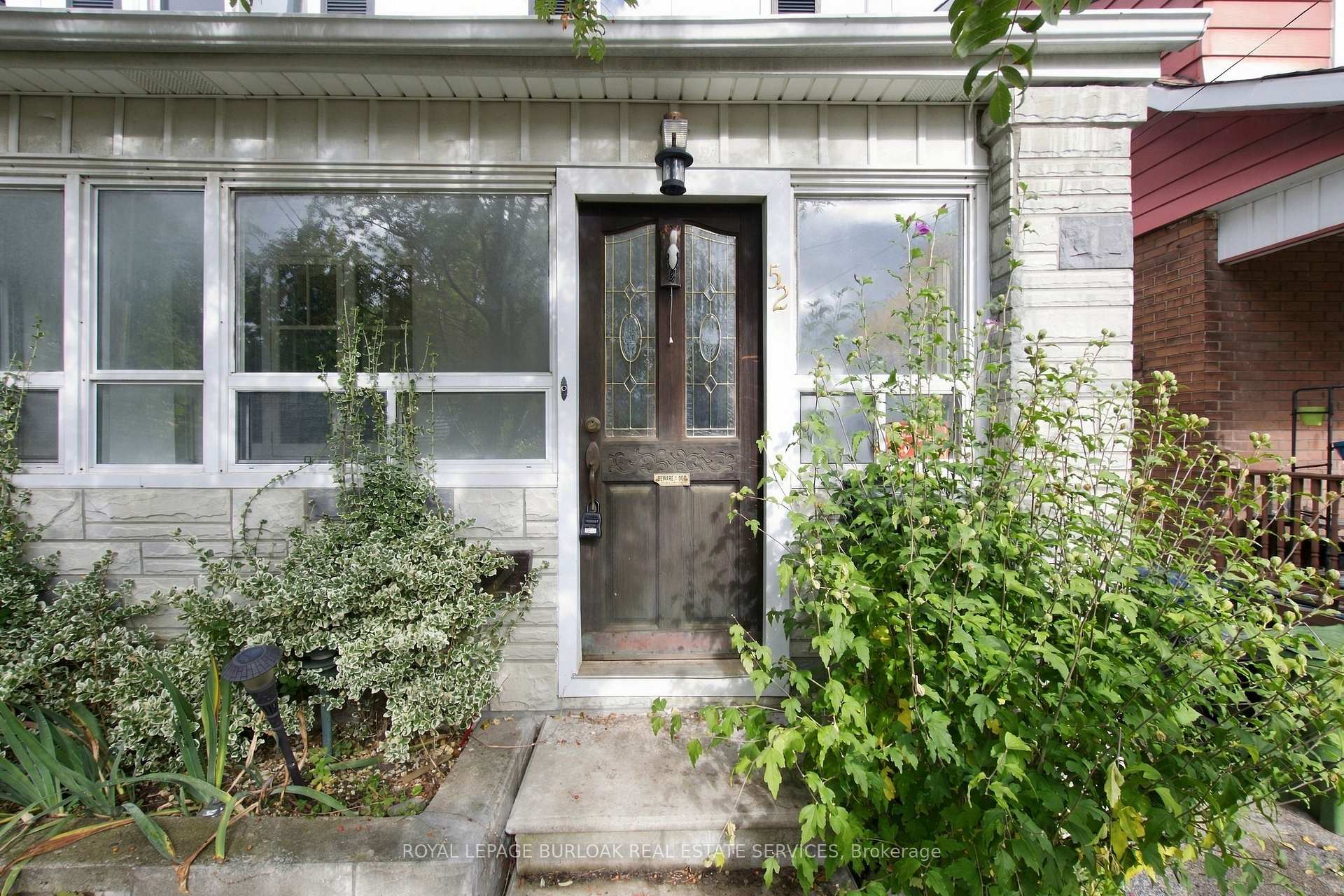Photo 3 of 52 Craydon Avenue, North York, Mount Dennis — HOMEH