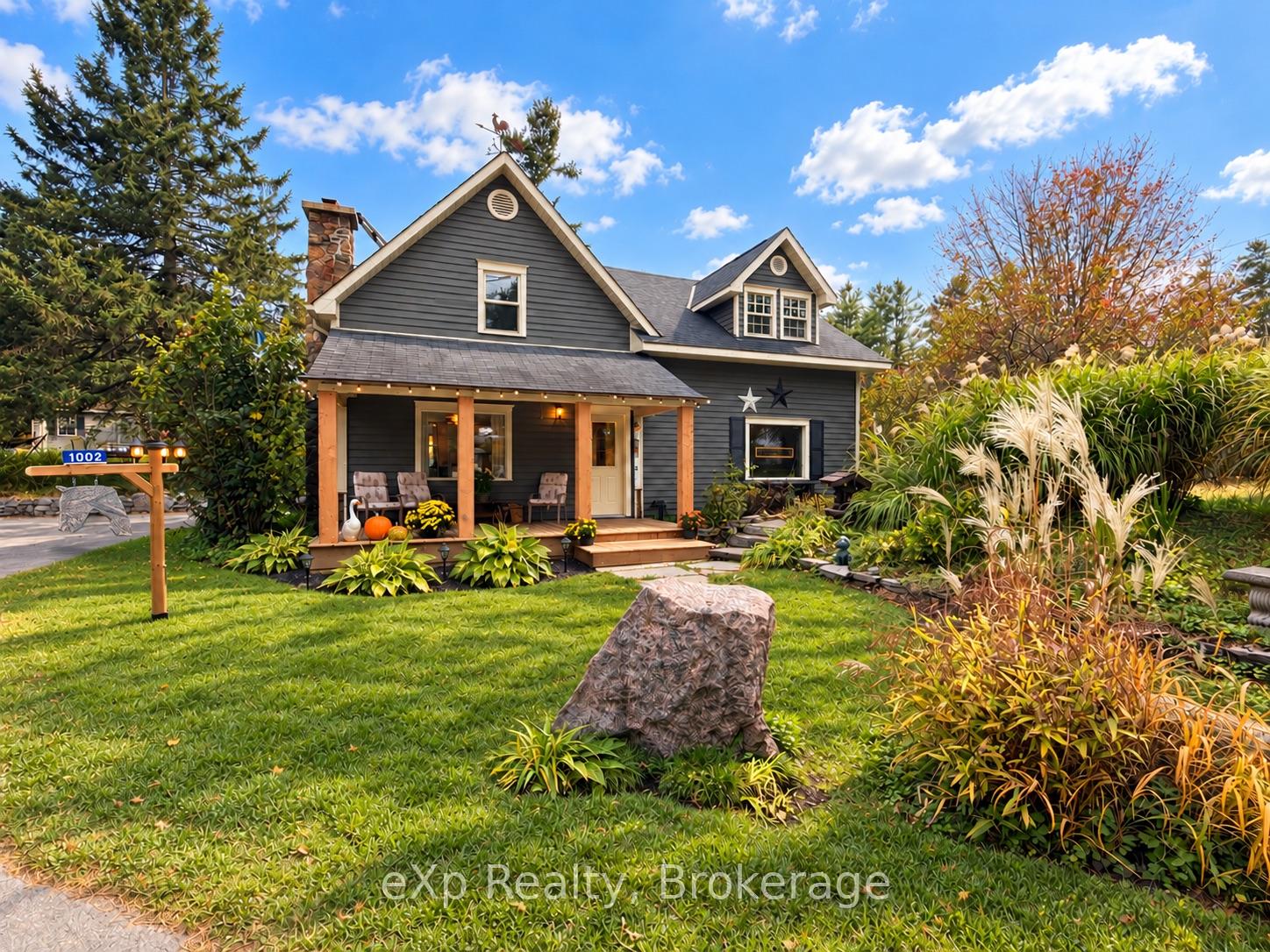 Photo of 1002 Silver Lake Road