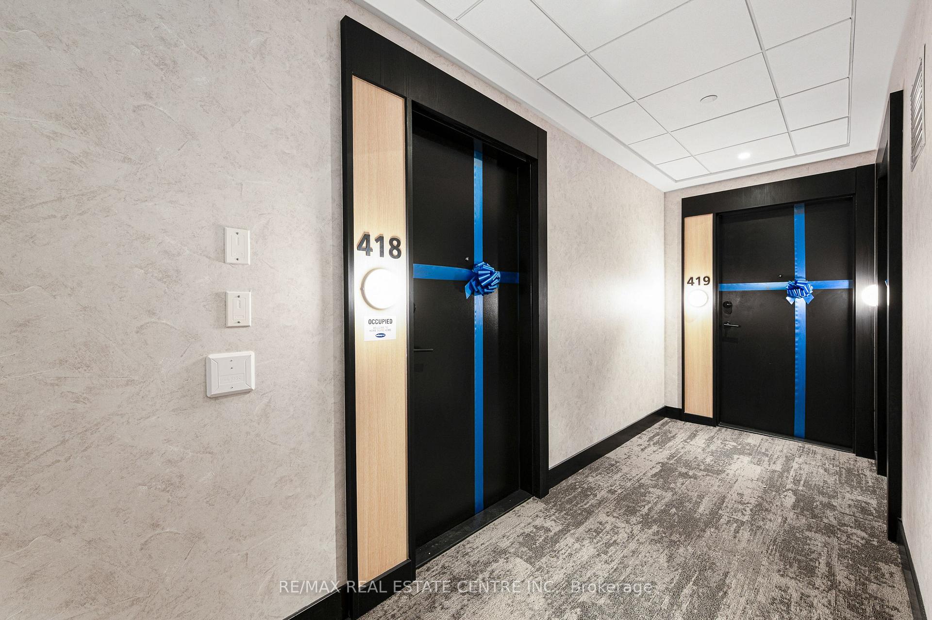 Photo 13 of Unit 418, 3008 William Cutmore Boulevard, Oakville, Joshua Meadows — HOMEH