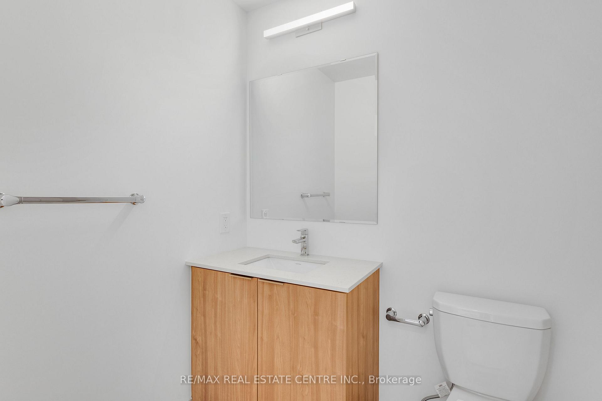 Photo 17 of Unit 418, 3008 William Cutmore Boulevard, Oakville, Joshua Meadows — HOMEH