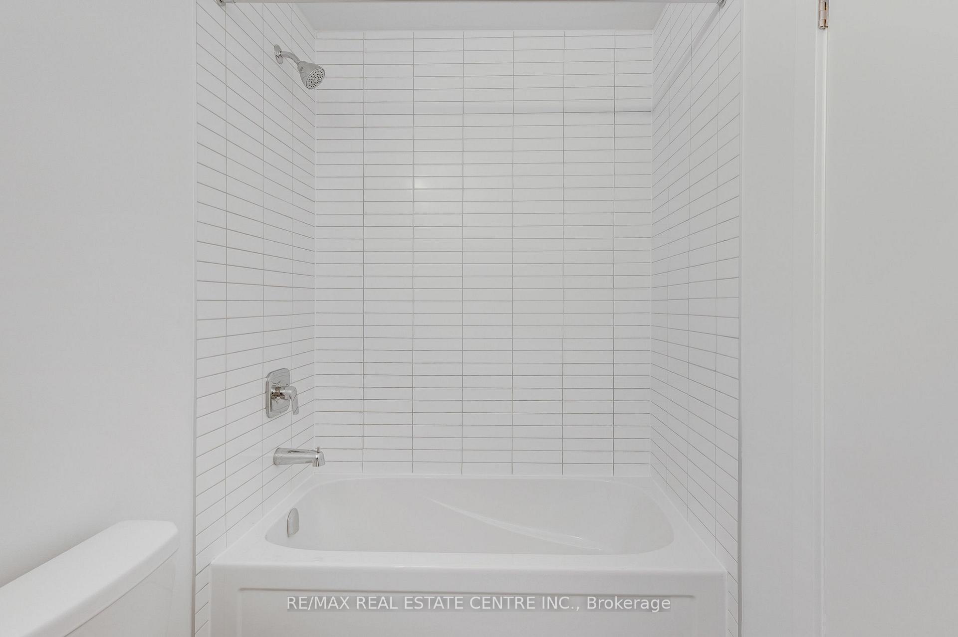 Photo 18 of Unit 418, 3008 William Cutmore Boulevard, Oakville, Joshua Meadows — HOMEH
