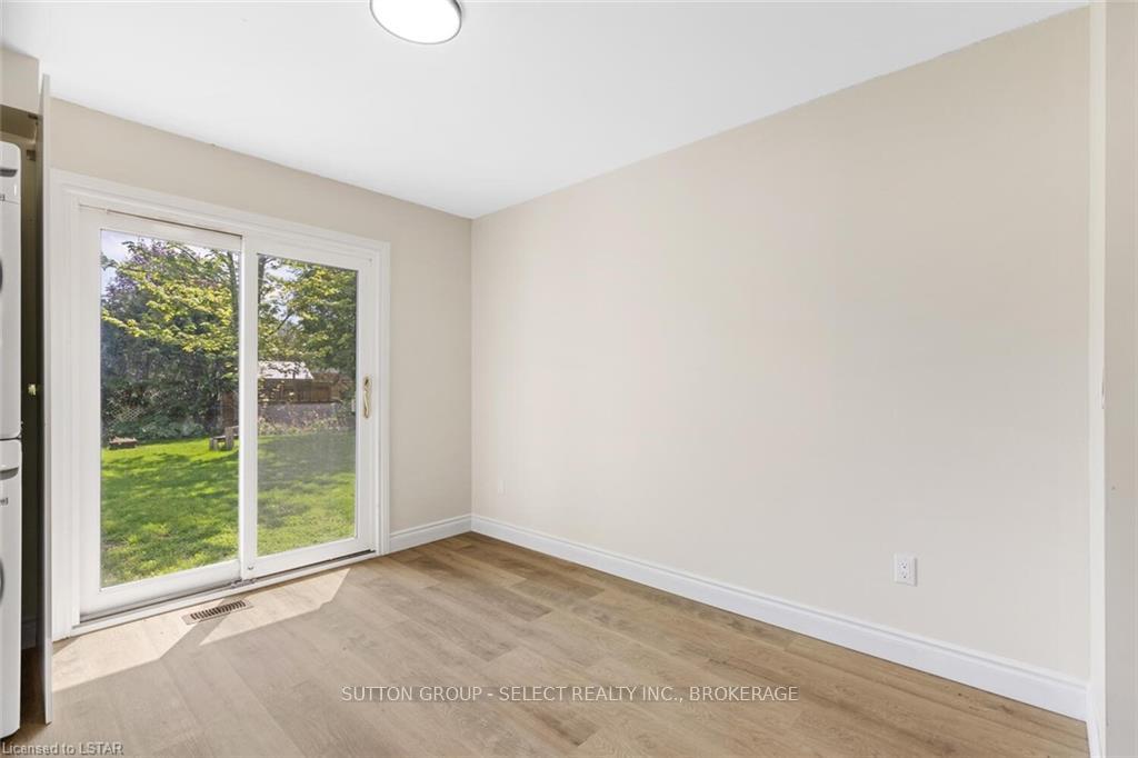 Photo 11 of 353 Dominion Street, Strathroy-Caradoc, NW — HOMEH