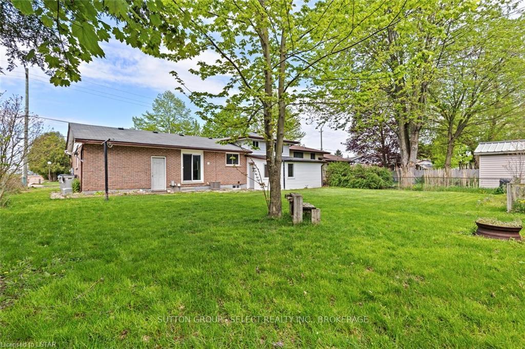 Photo 36 of 353 Dominion Street, Strathroy-Caradoc, NW — HOMEH